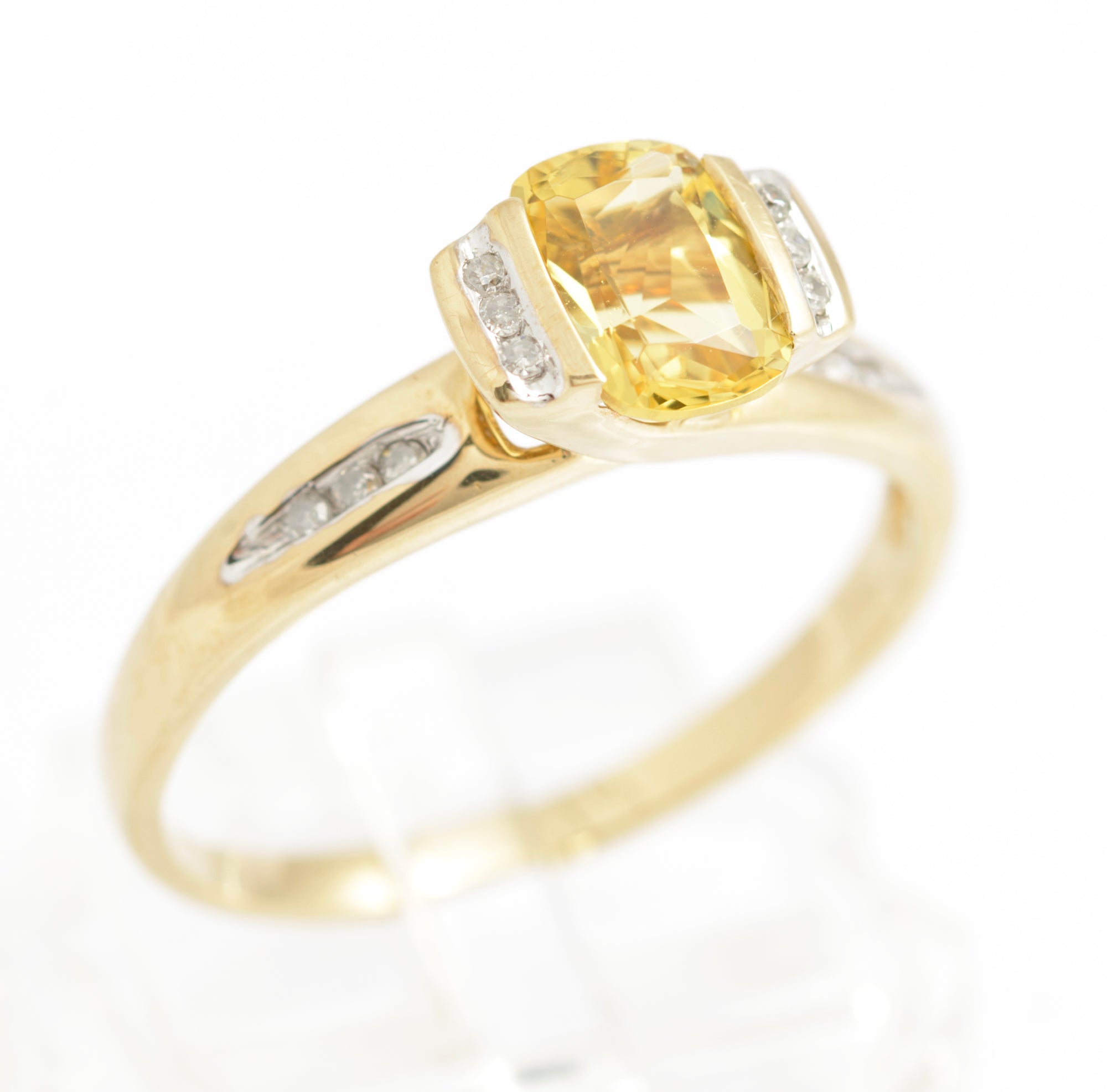 9ct Gold Ring With Natural Lemon Yellow Citrine Gemstone & Diamond Sides Size V (C2924)