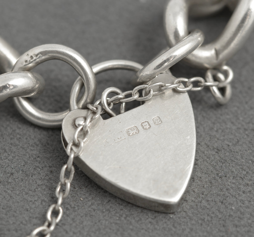 Vintage Sterling Silver Heavy Curb (Charm) Chain Bracelet - Padlock Clasp 1975 (C2935)