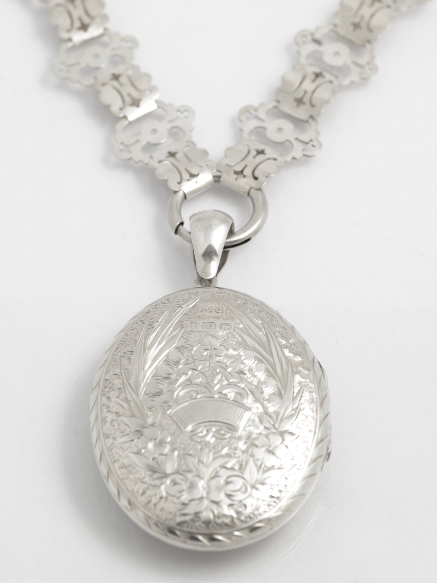 Victorian Antique Sterling Silver Photo Locket 1880 on Book Chain Necklace (C2941)