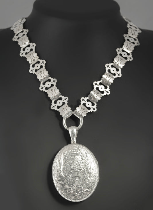 Victorian Antique Sterling Silver Photo Locket 1880 on Book Chain Necklace (C2941)