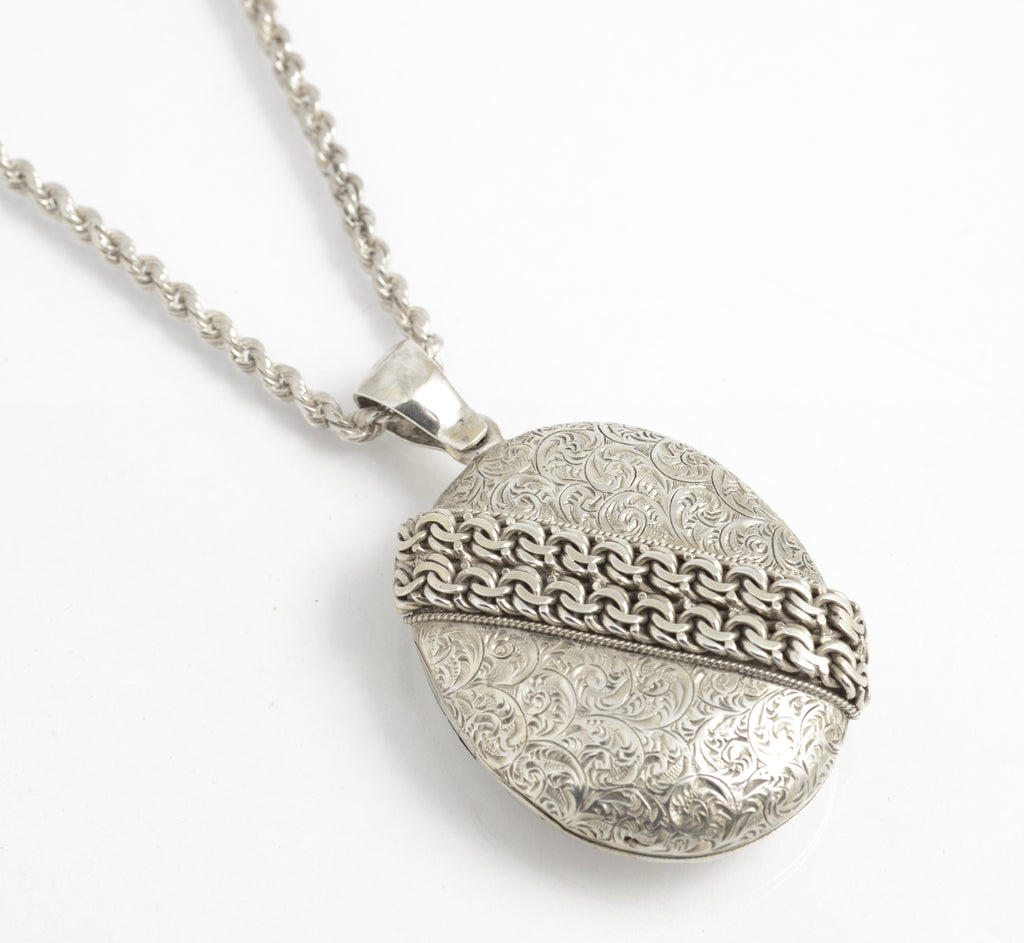 Antique Victorian Sterling Silver Ornate Engraved Locket & Fancy Chain Necklace (C2942)
