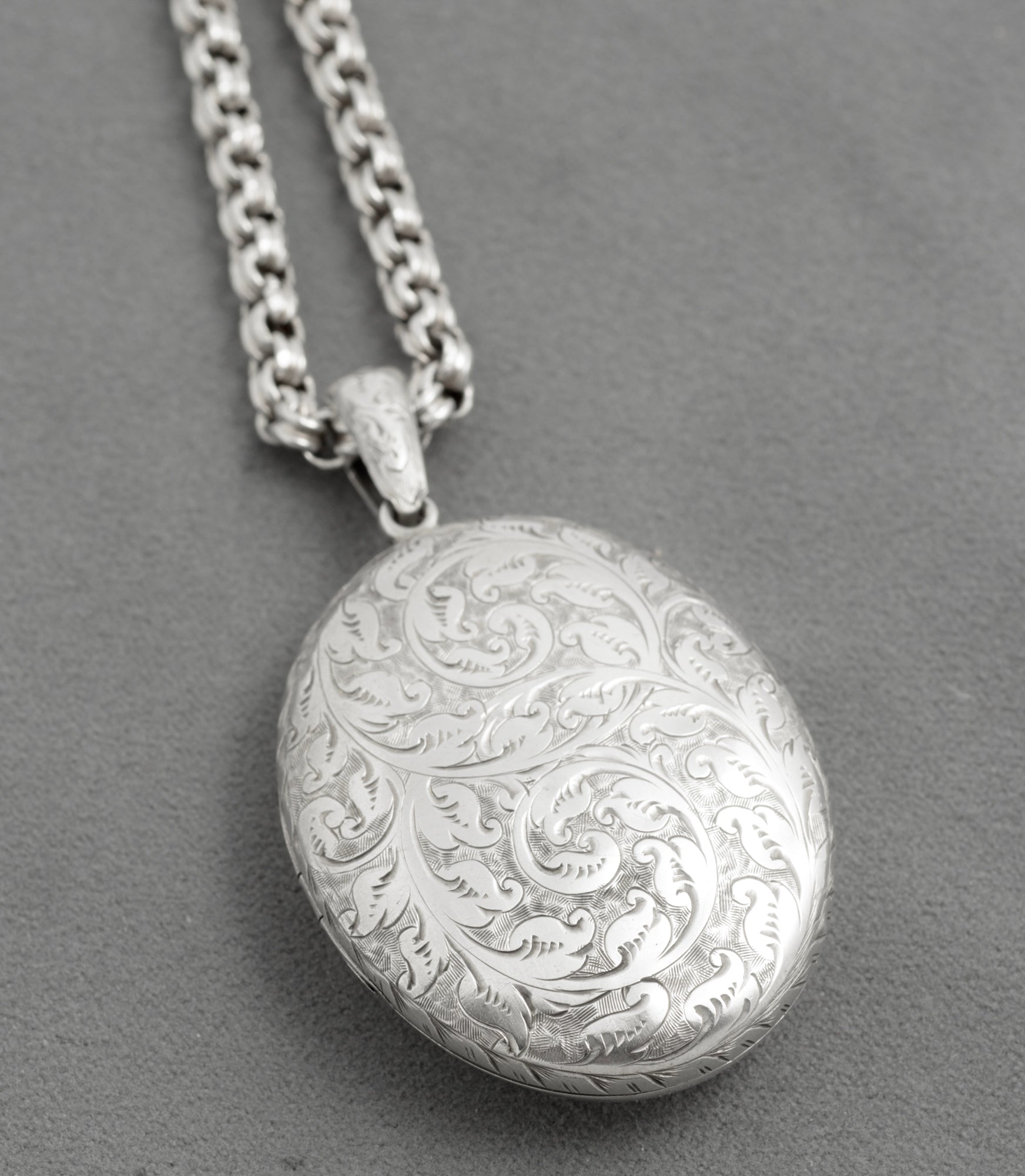 Antique Victorian Ornate Sterling Silver Locket & Fancy Chain 1878 Hallmarked (C2944)