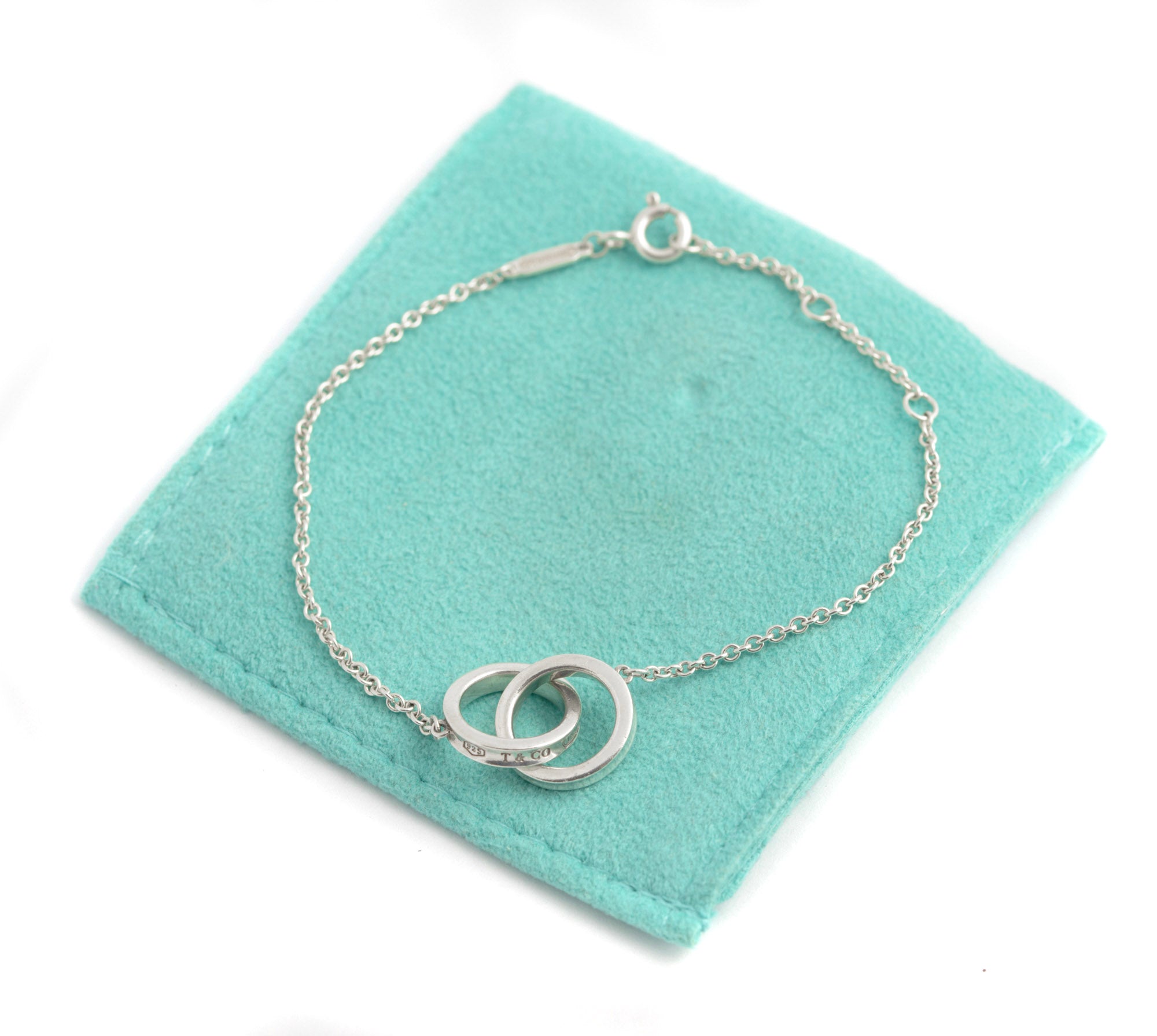 Tiffany & Co Sterling Silver 925 Interlocking Circles Bracelet T&Co 1837 Pouch  (C2948)