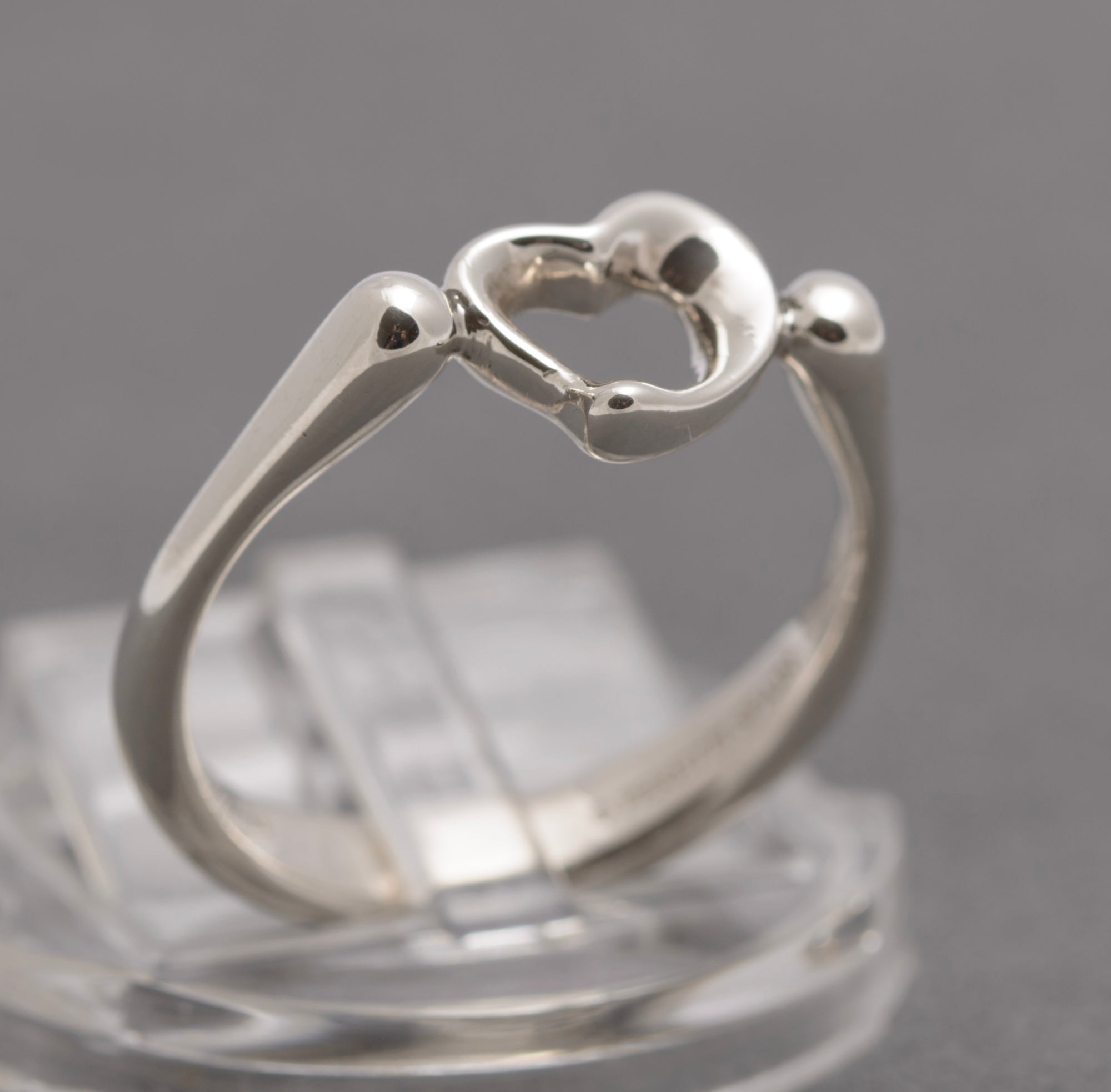 Tiffany & Co Elsa Peretti Open Heart Ring - Sterling Silver - Spain UK Size P (C2951)