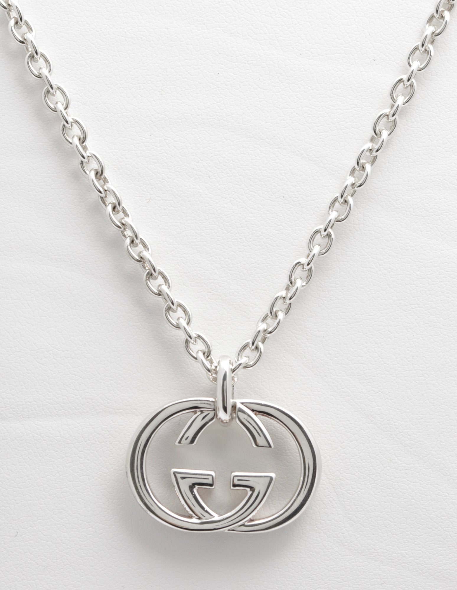 Gucci Double G Heavy Sterling Silver Pendant Necklace - Boxed 925 Italian (C2953)