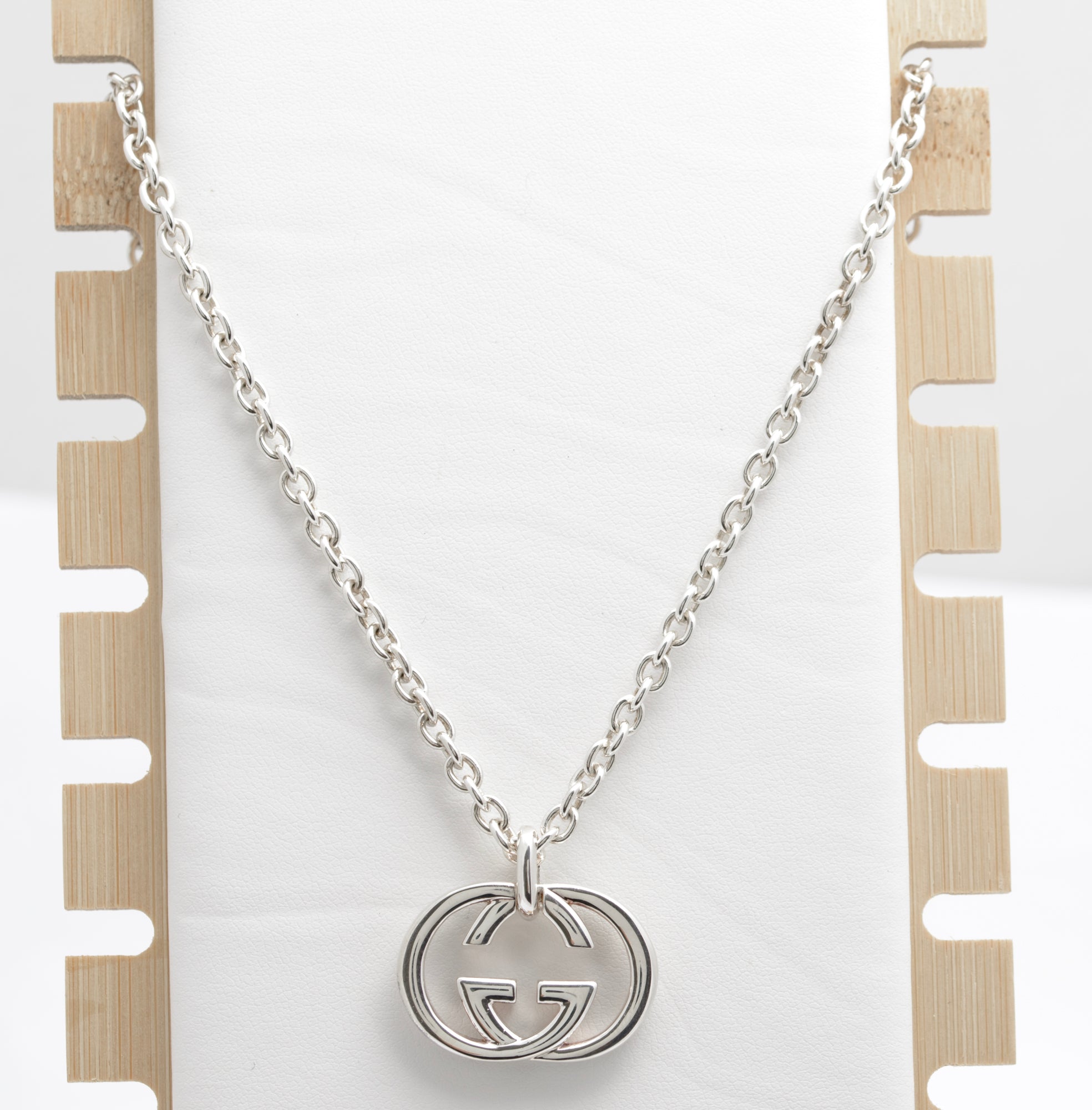 Gucci Double G Heavy Sterling Silver Pendant Necklace - Boxed 925 Italian (C2953)