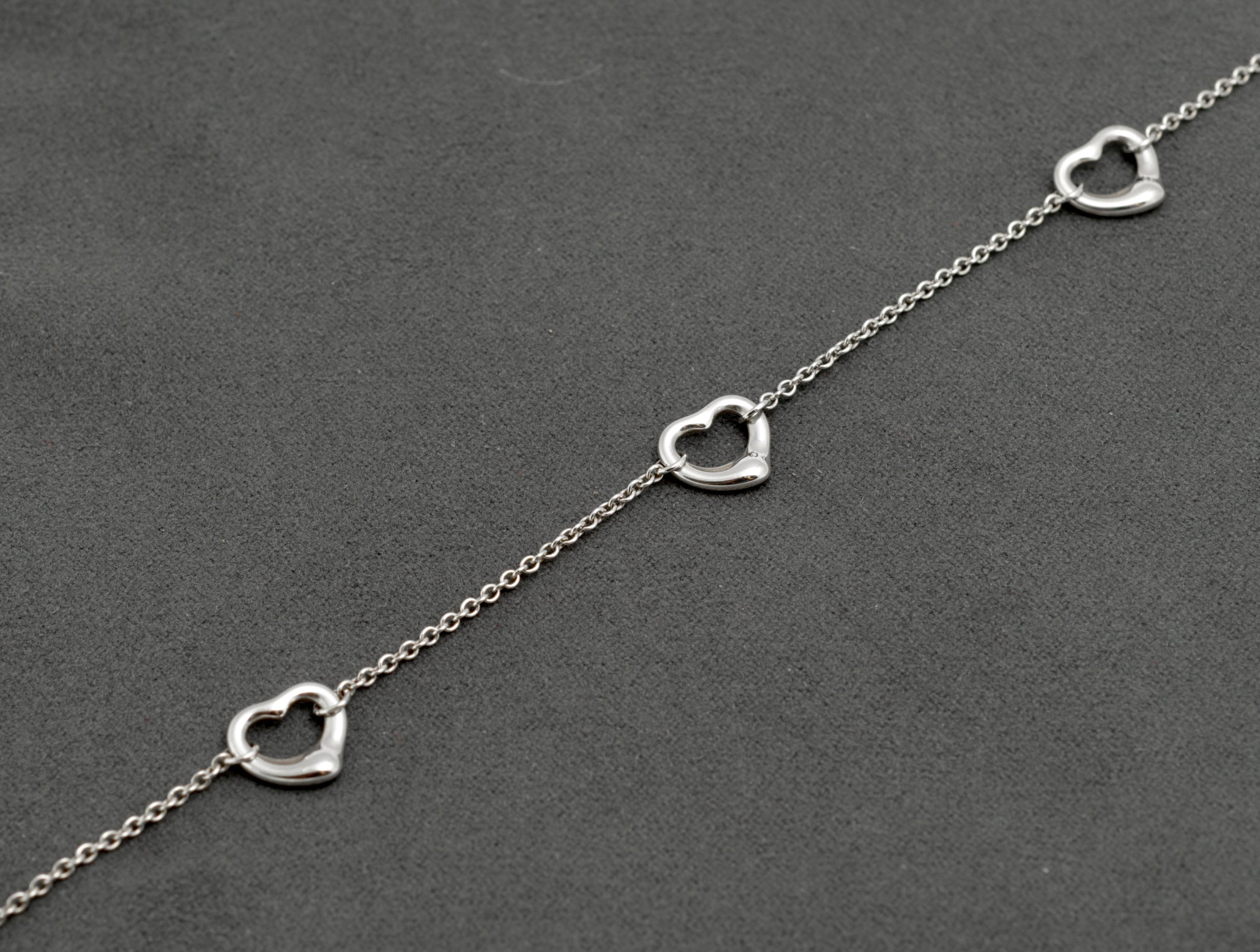 Tiffany & Co Elsa Peretti Three Open Heart Sterling Silver Choker Necklace, Retired Design, Boxed (C2955)