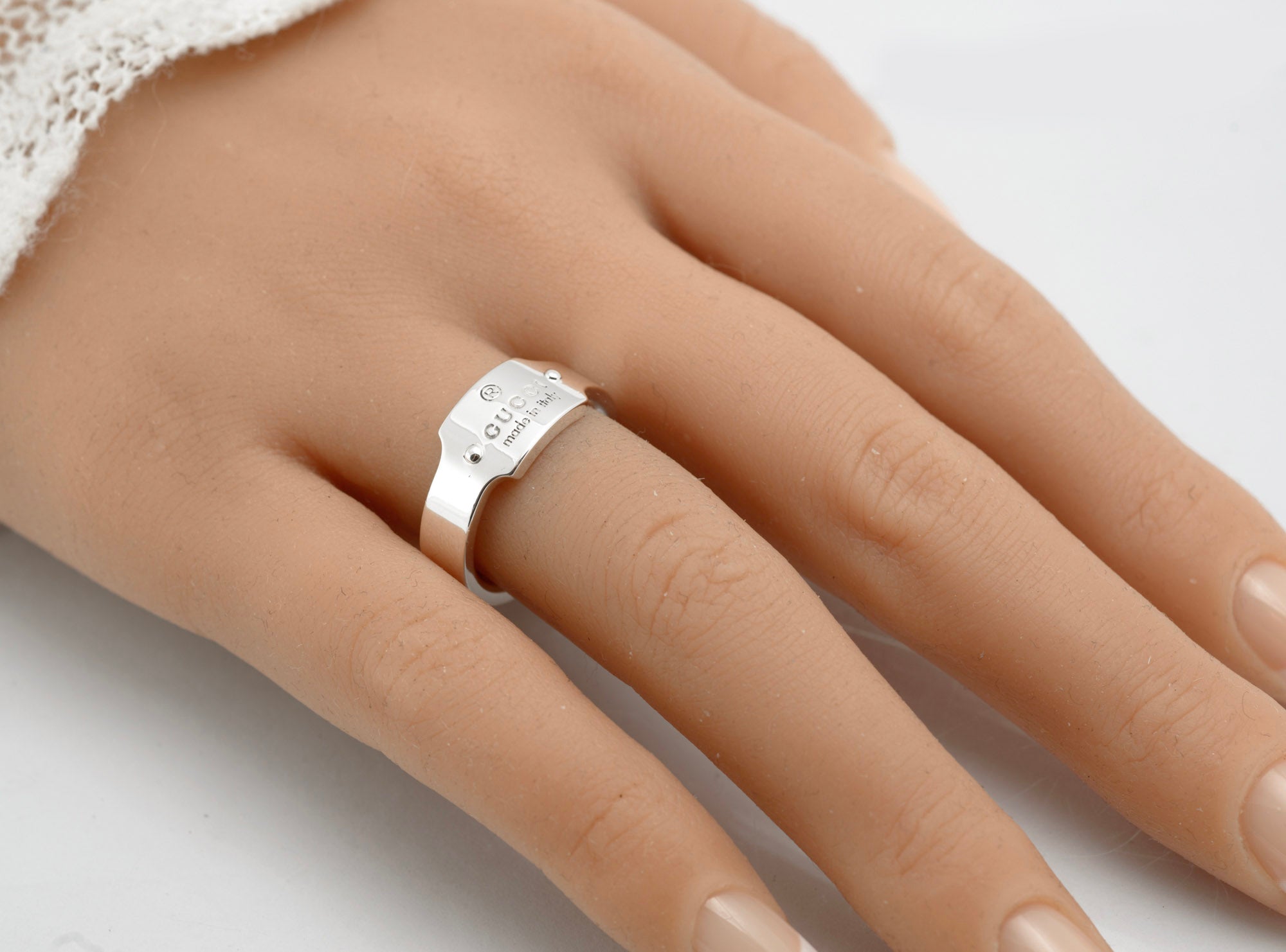 Gucci Sterling Silver Wide Band Ring with Logo Tag Top, Uk Size 01/2, Vintage, Made in Italy (C2957)