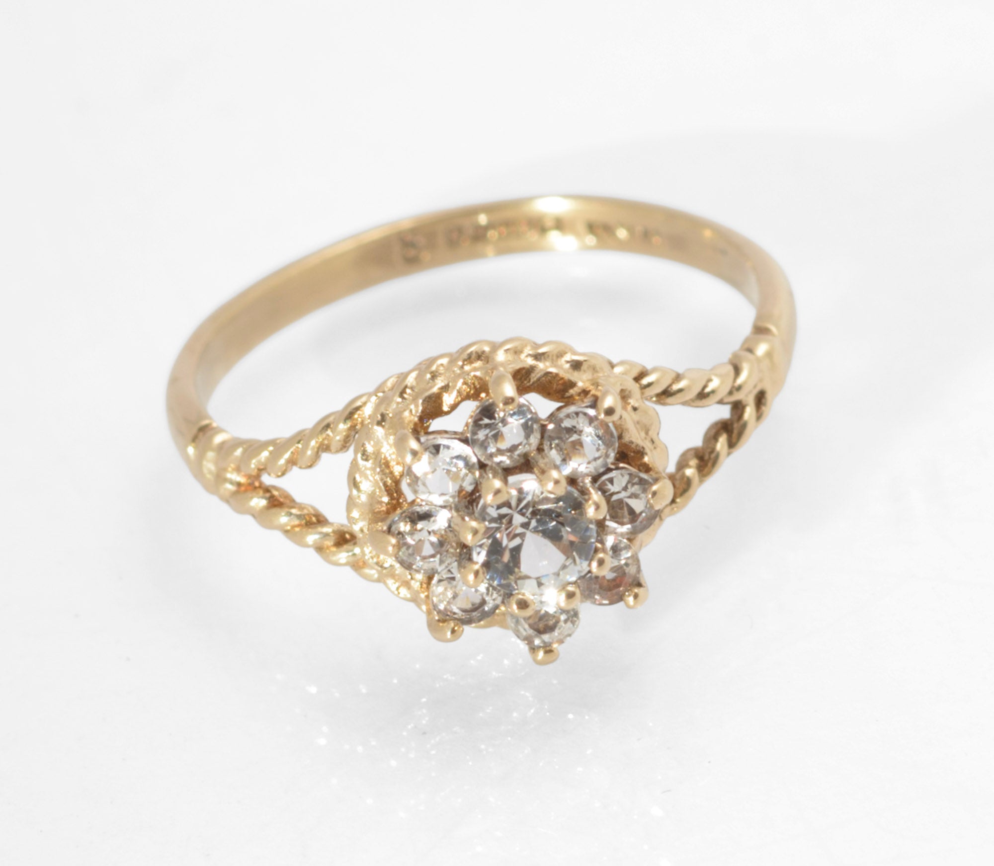 Vintage 9ct Gold Natural Zircon Cluster Ring with Rope Twist Shoulders, Birmingham 1979 UK Size J1/2 (C2959)