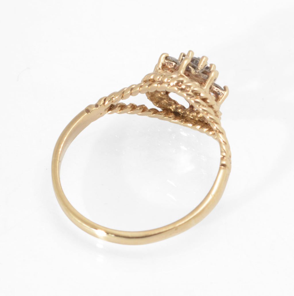 Vintage 9ct Gold Natural Zircon Cluster Ring with Rope Twist Shoulders, Birmingham 1979 UK Size J1/2 (C2959)