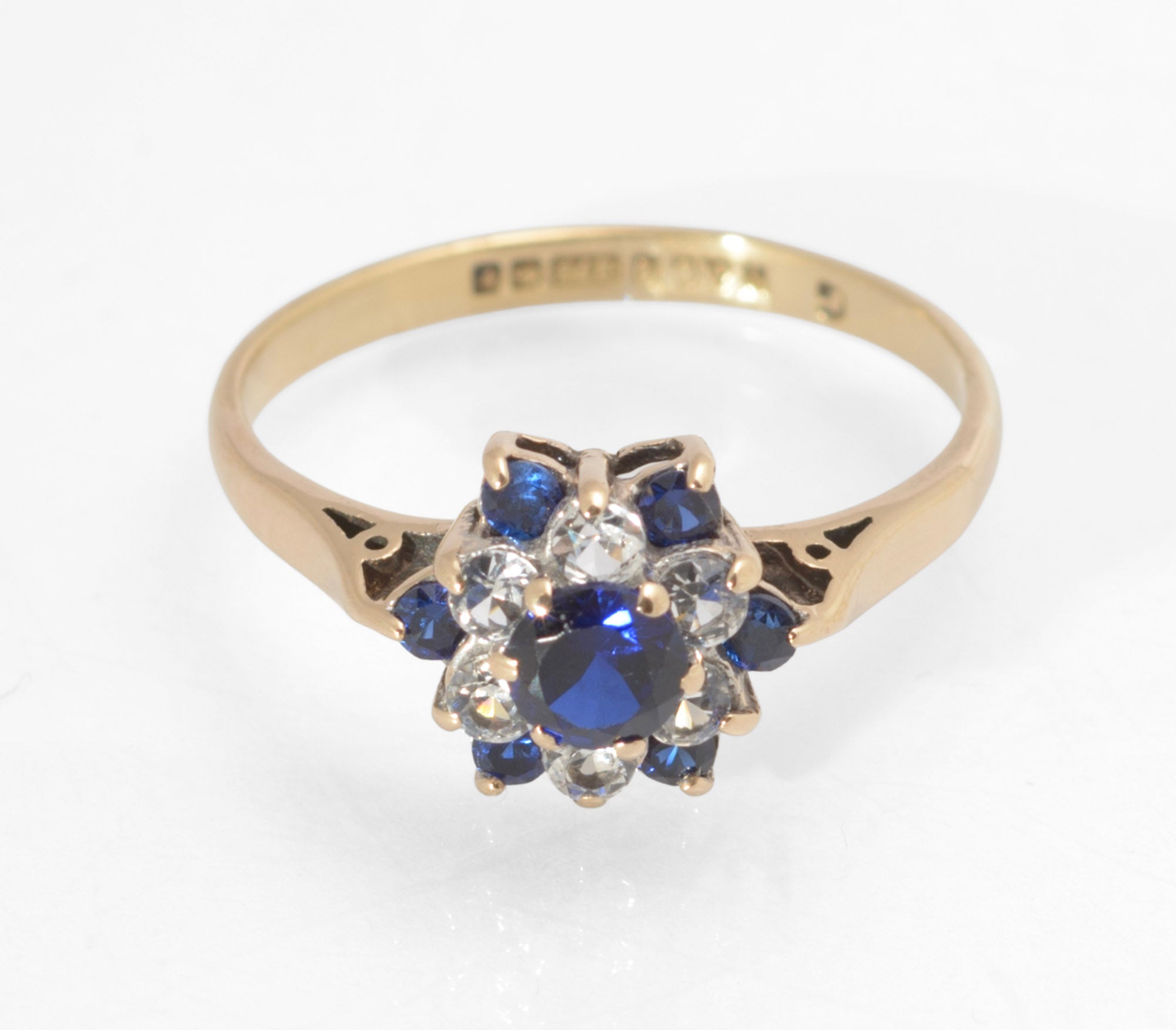 Vintage 9ct Gold Lab Grown Sapphire and White Zircon Cluster Ring, Hallmarked Birmingham 1970 UK Size N(C2963)