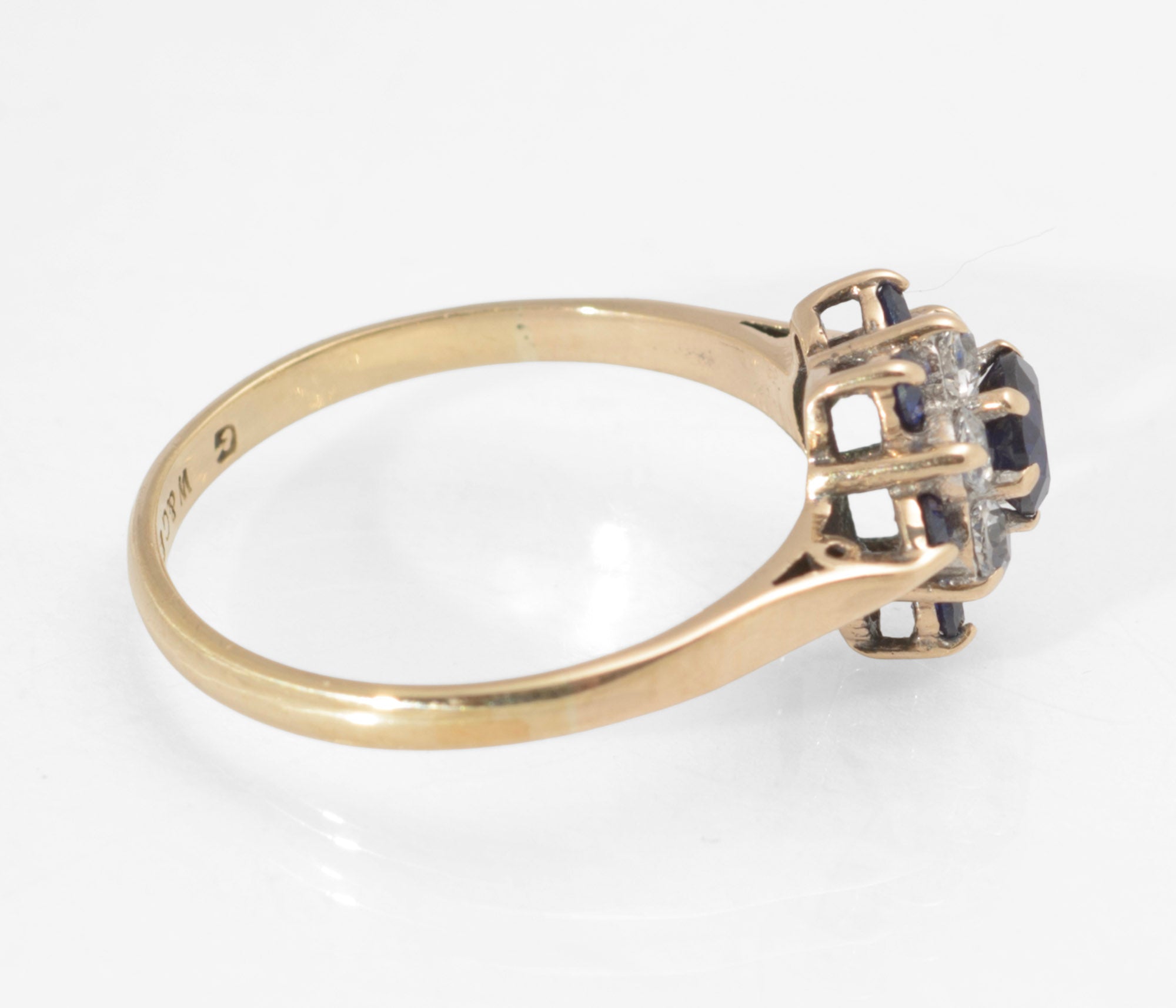 Vintage 9ct Gold Lab Grown Sapphire and White Zircon Cluster Ring, Hallmarked Birmingham 1970 UK Size N(C2963)