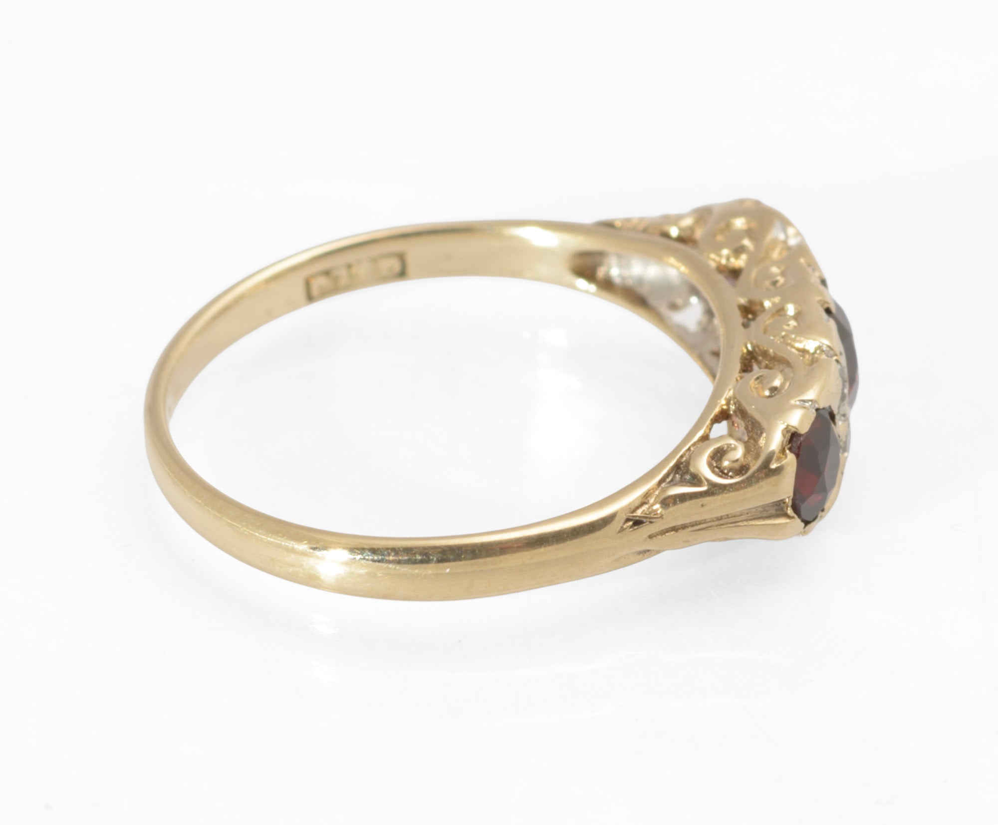 Vintage 9ct Gold Natural Garnet and Diamond Victorian Style Ring, London 1985 UK Size M (C2964)