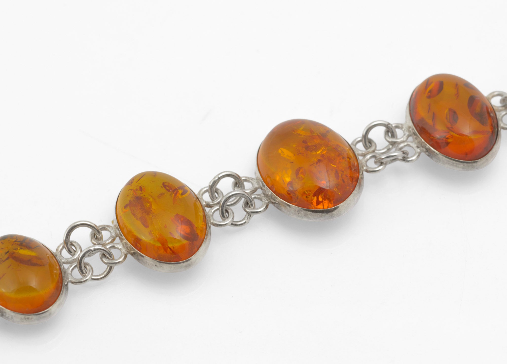 Vintage Baltic Amber and Sterling Silver Graduated Cabochon Bracelet, 1980s (C2968)