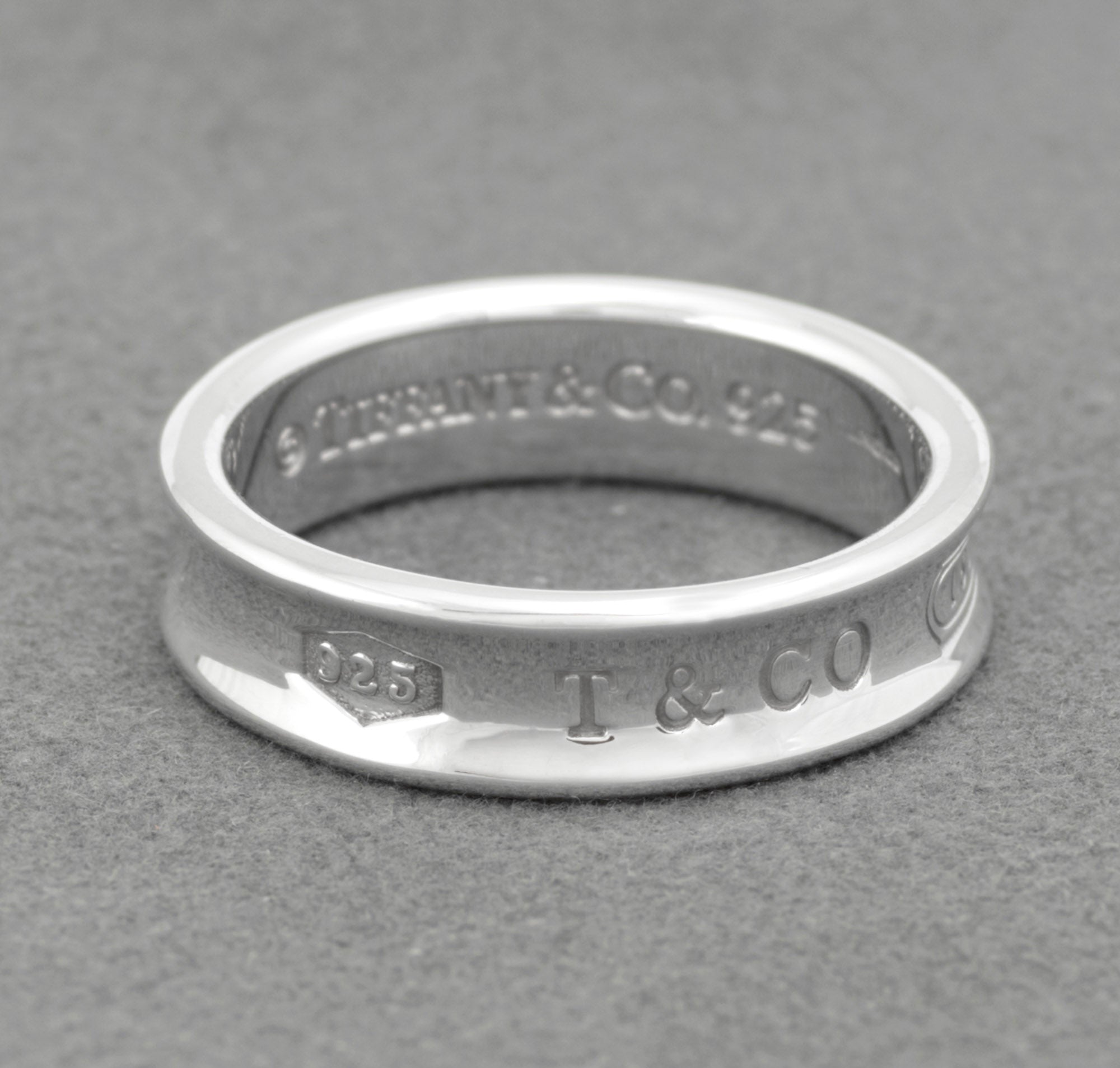 Tiffany & Co 1837 Unisex Sterling Silver Concave Band Ring, London 2009, Mens Size Y (C2970)
