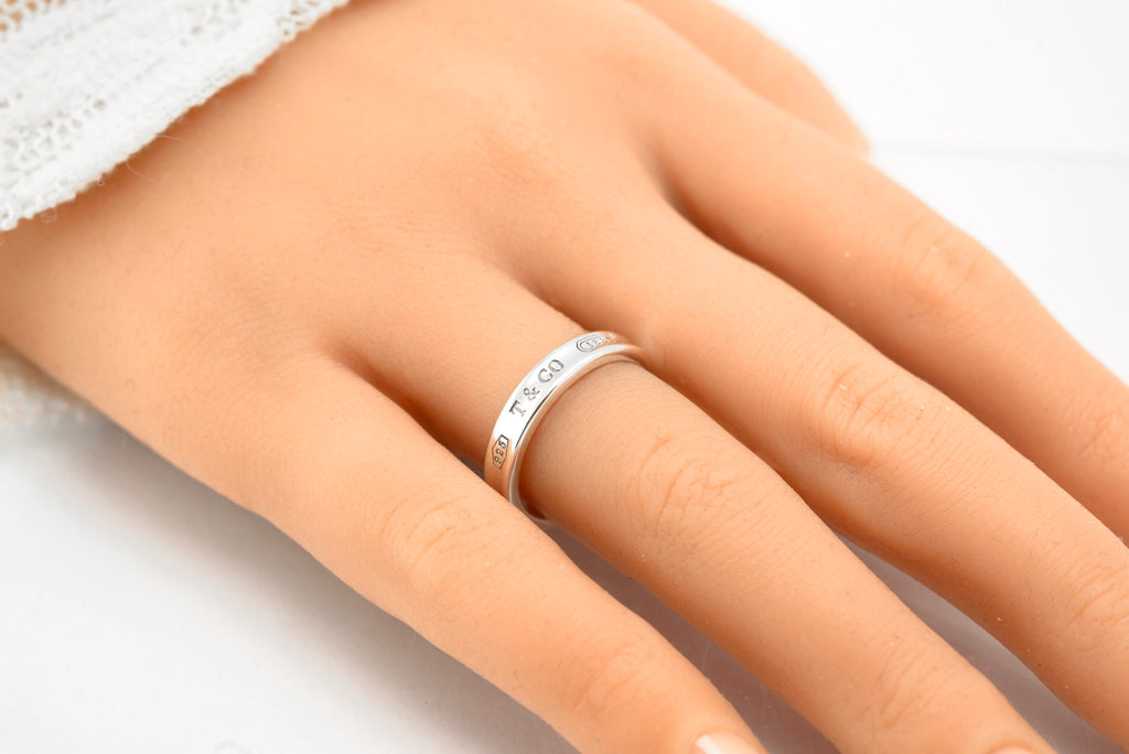 Vintage Tiffany & Co 1837 Concave Sterling Silver Ring - UK Size P - 4mm Band - C2974