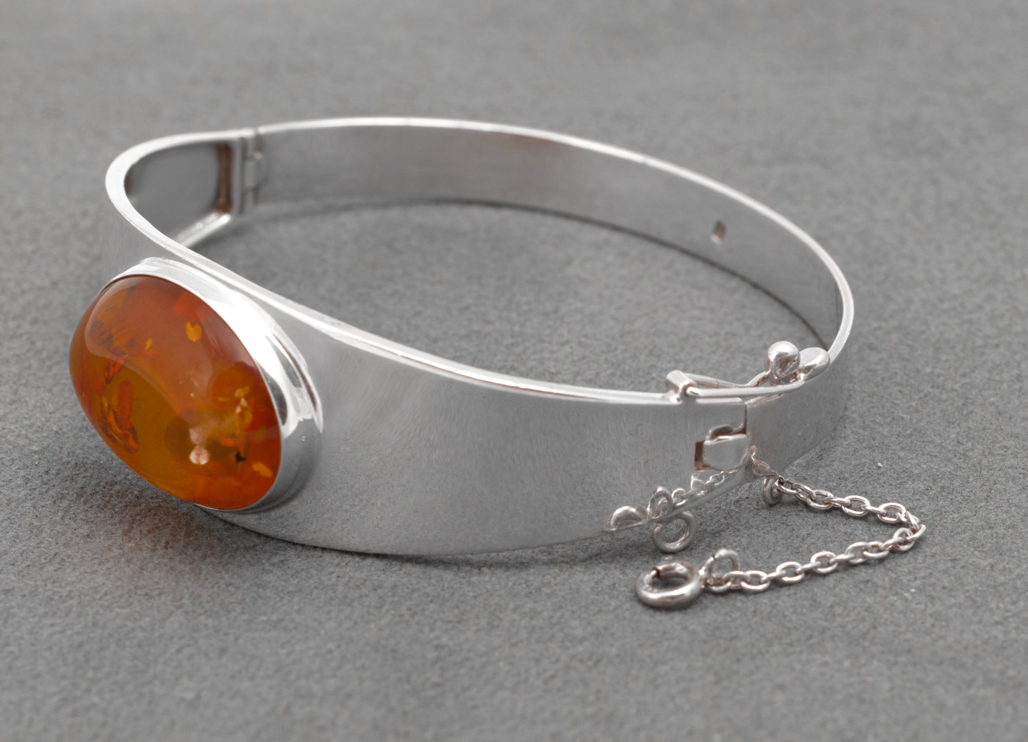 Vintage Sterling Silver and Amber Bangle - Sliding Box Clasp - 1980s - C2984