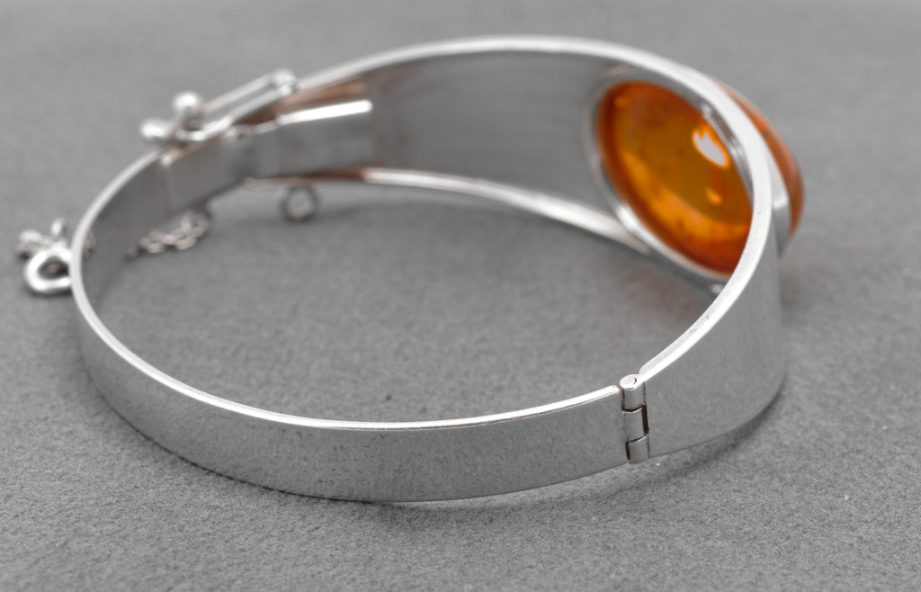 Vintage Sterling Silver and Amber Bangle - Sliding Box Clasp - 1980s - C2984