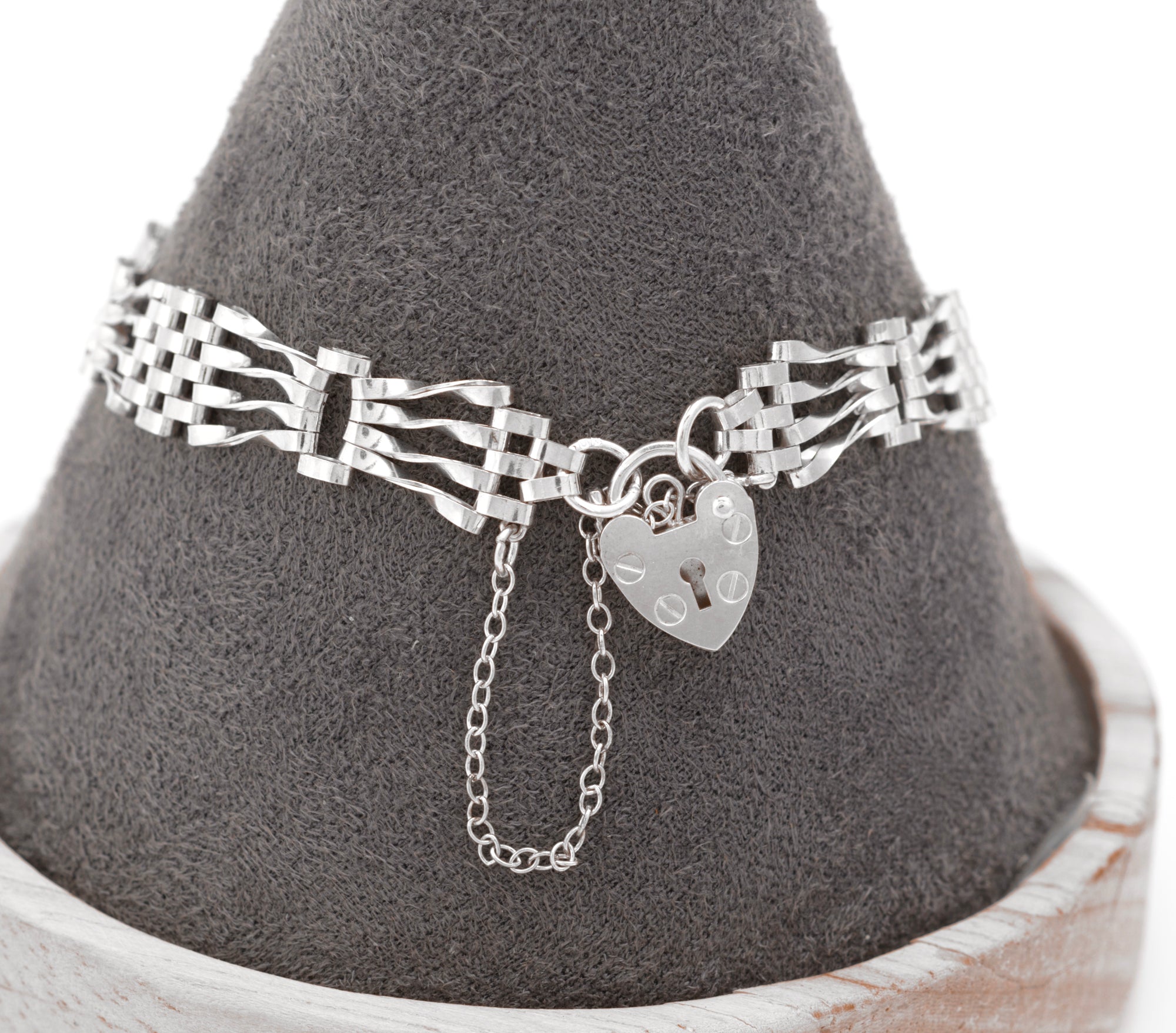 Vintage Sterling Silver Gate Bracelet - Heart Padlock Clasp - London 1986 - C2985