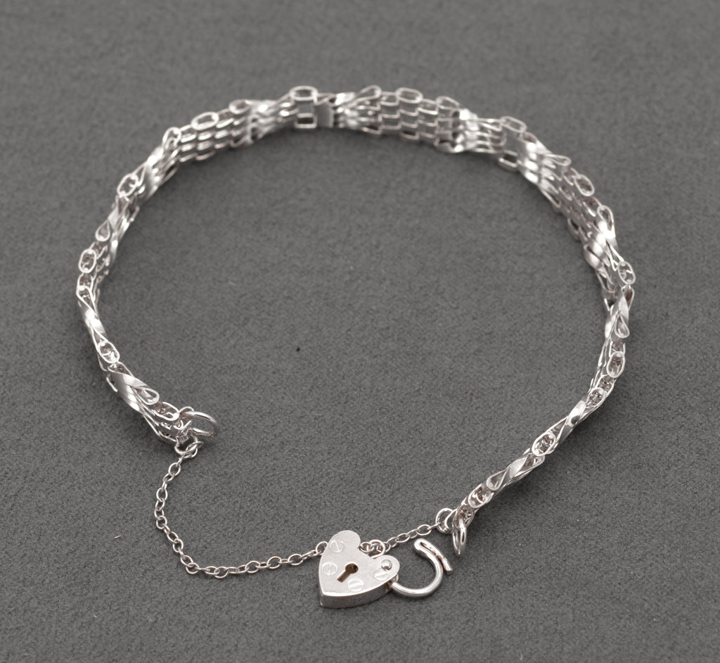 Vintage Sterling Silver Gate Bracelet - Heart Padlock Clasp - London 1986 - C2985