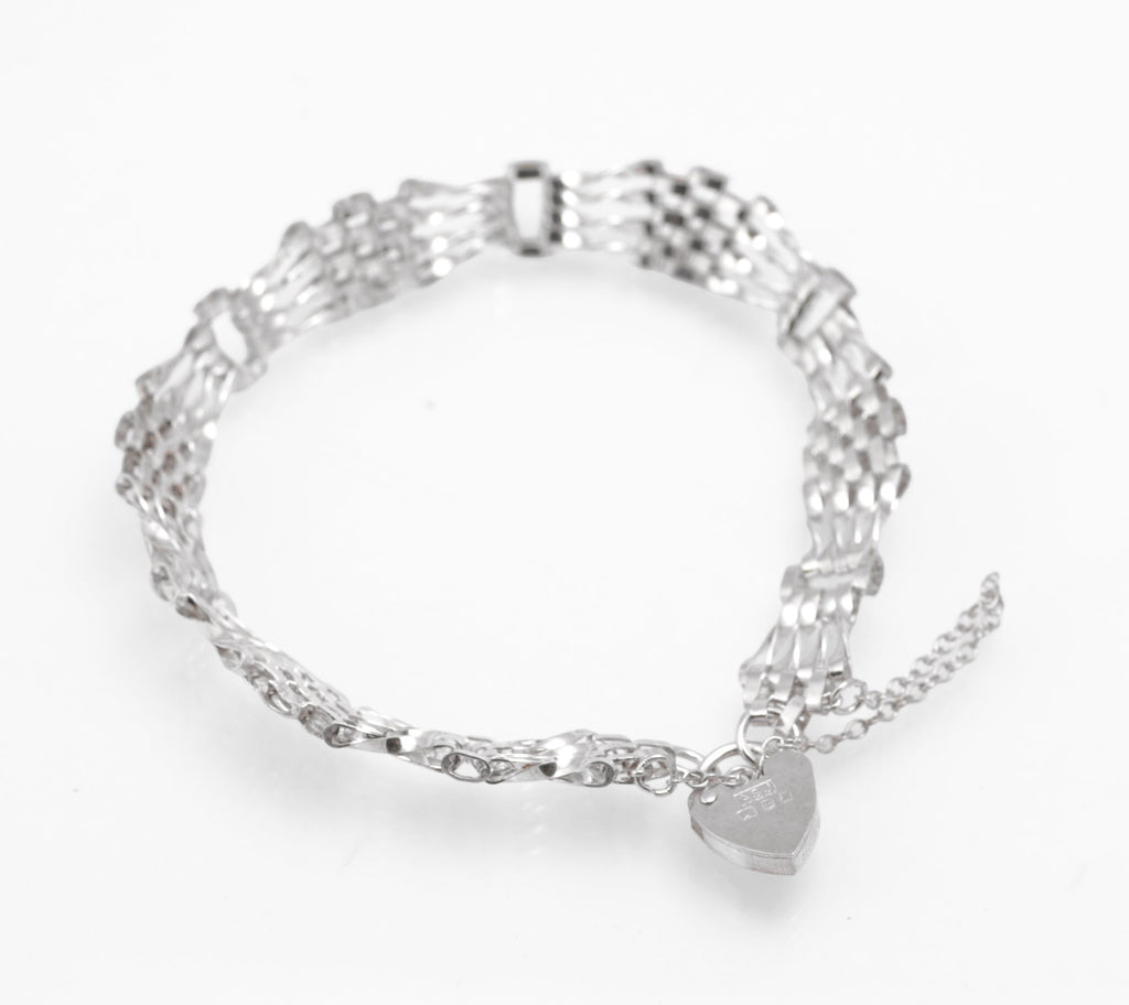 Vintage Sterling Silver Gate Bracelet - Heart Padlock Clasp - London 1986 - C2985