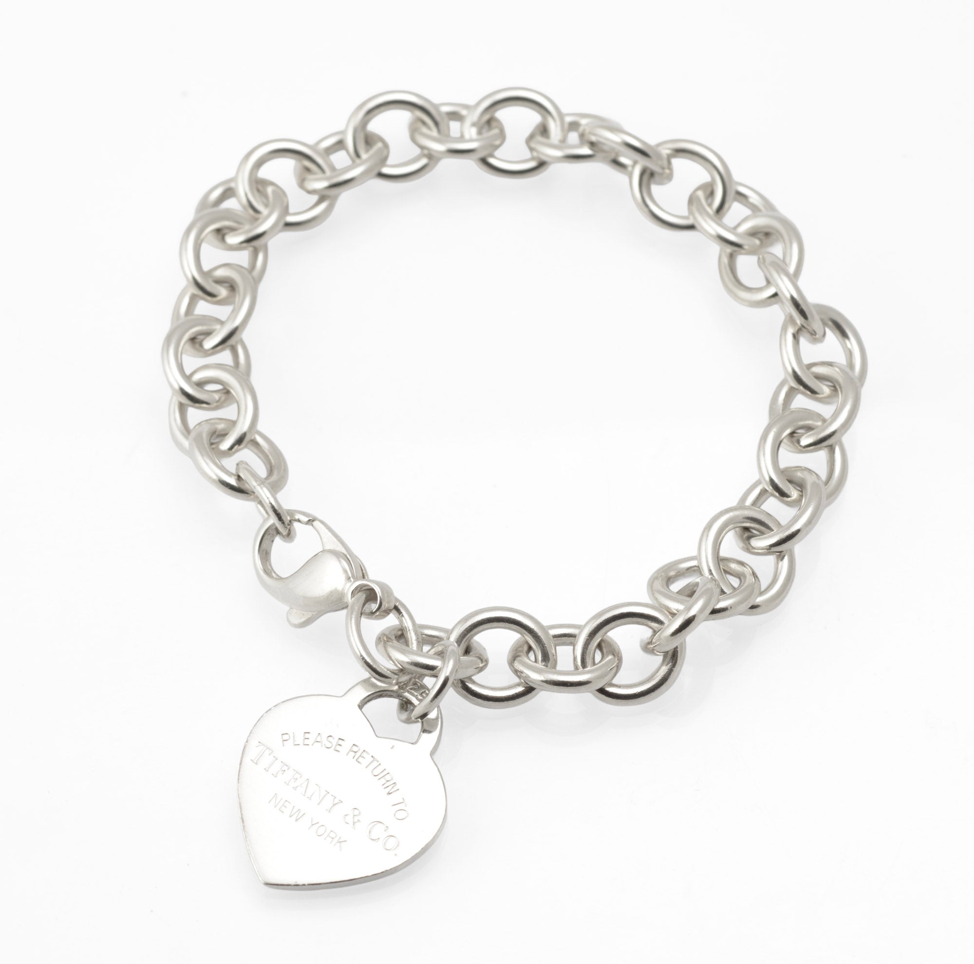 Tiffany & Co Return to Tiffany Sterling Silver Heart Tag Bracelet - full bracelet on white background showing round link chain