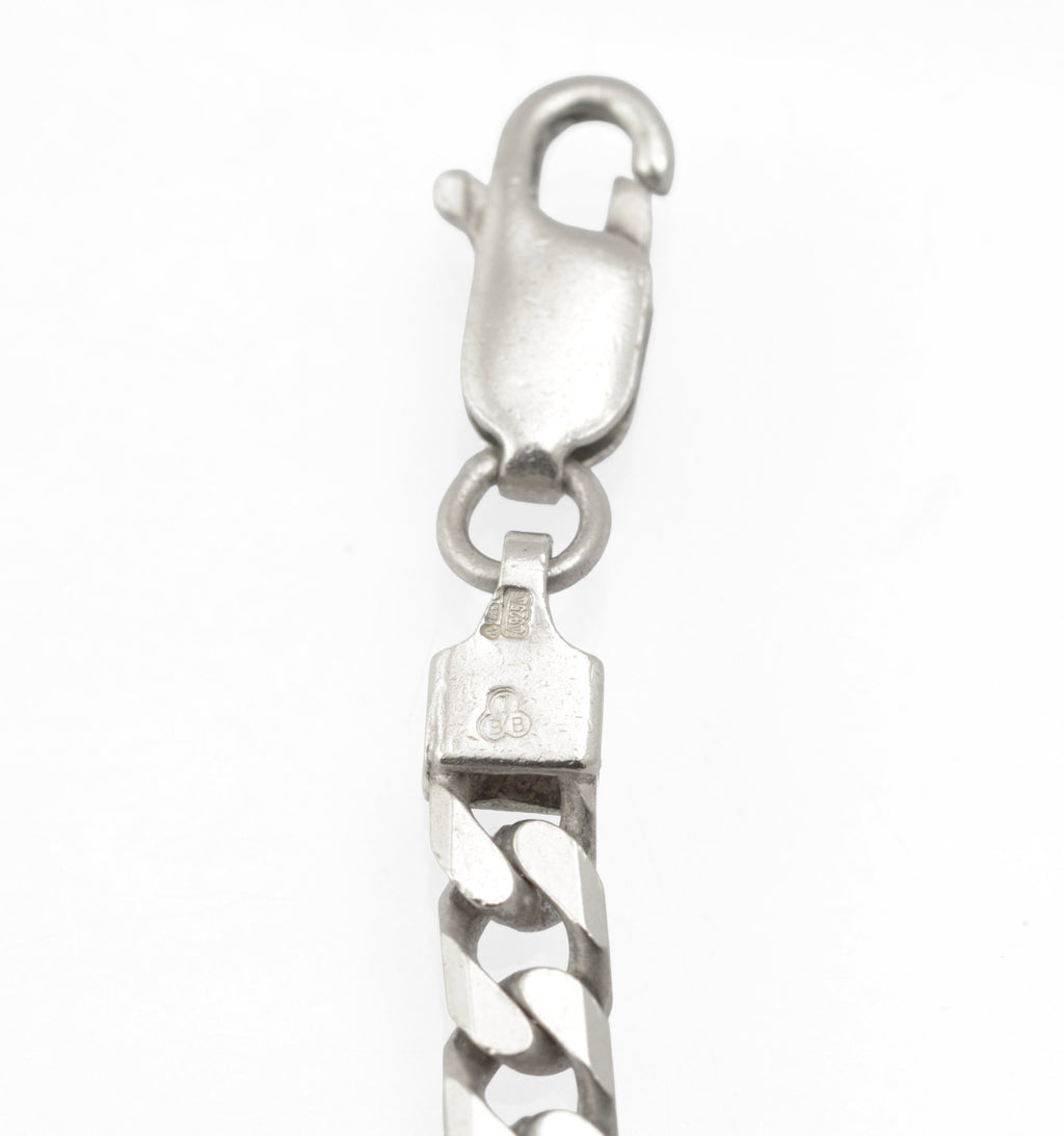 Vintage Sterling Silver Curb Chain Necklace - IBB - diagonal chain detail on grey background