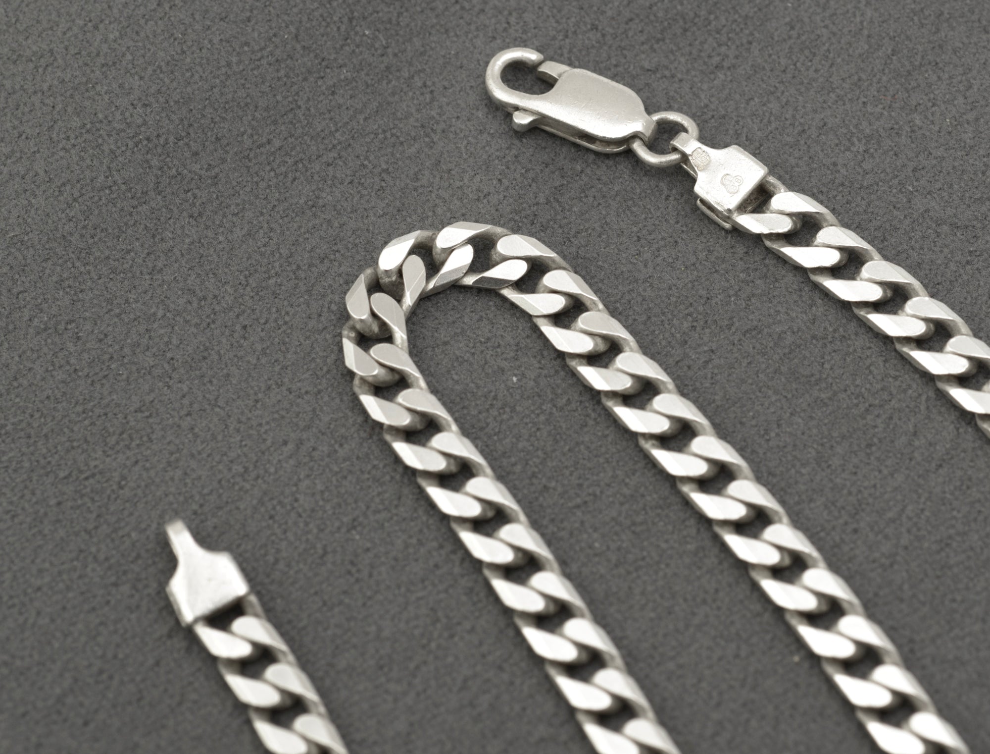Vintage Sterling Silver Curb Chain Necklace - IBB - additional chain detail