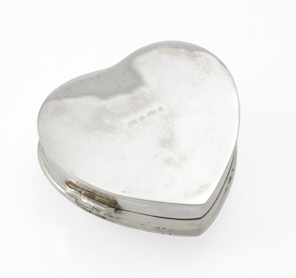 Vintage sterling silver heart shaped trinket box - side view showing depth of box and hinge construction