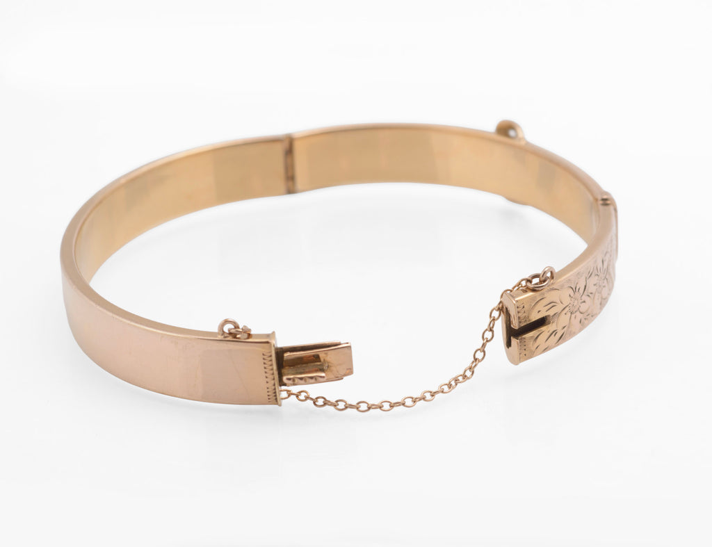Edwardian gold metal cored buckle bangle - scale reference showing bangle diameter and width of 9.5mm