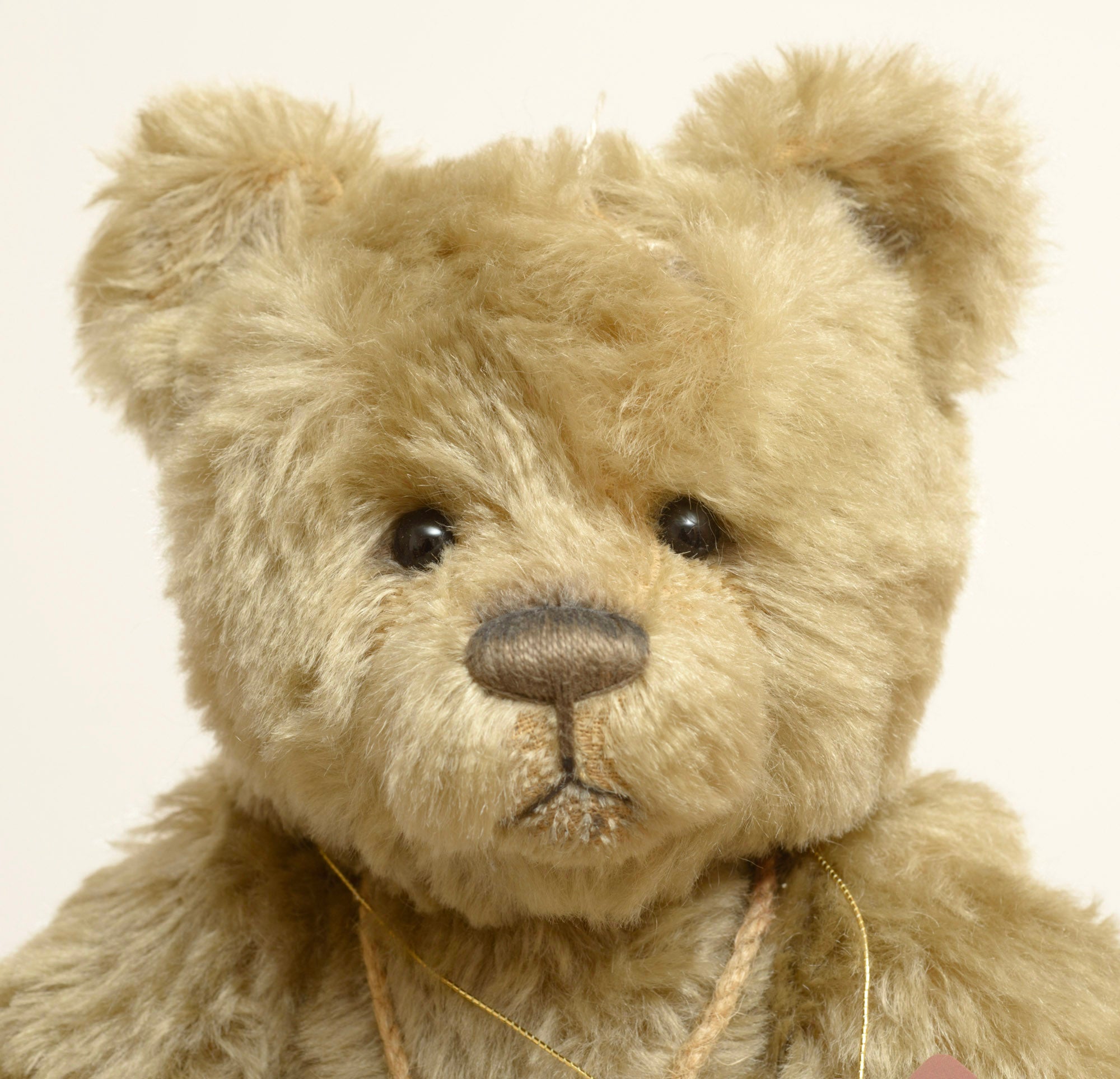 Charlie Bears Dusty Paws - Isabelle Collection - Certificate of Authenticity signed by Charlotte Morris, 2016 Collection, limited edition