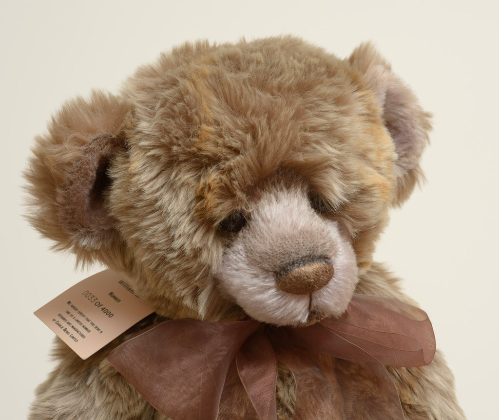 Charlie Bears William III - swing tag showing name William III, number 0033 of 4000, designed and manufactured by Charlie Bears Limited