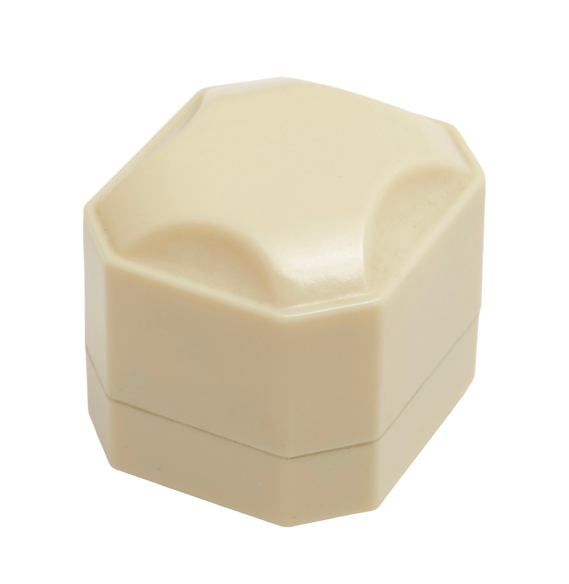 Art Deco ALCA Bakelite ring box - cream - close up of moulded base showing ALCA Jewel Cases Made in England P.Pat. 4726 mark