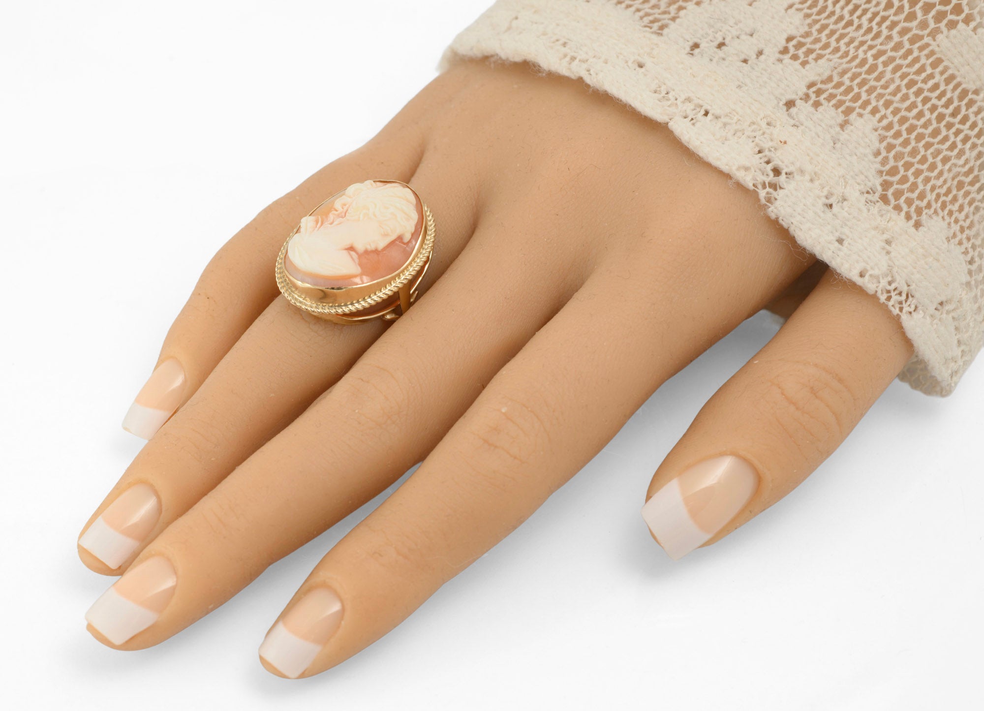 Vintage 9ct Gold Cameo Ring - Large Shell Portrait Cameo - Open Gallery Mount - UK Size K - C3038