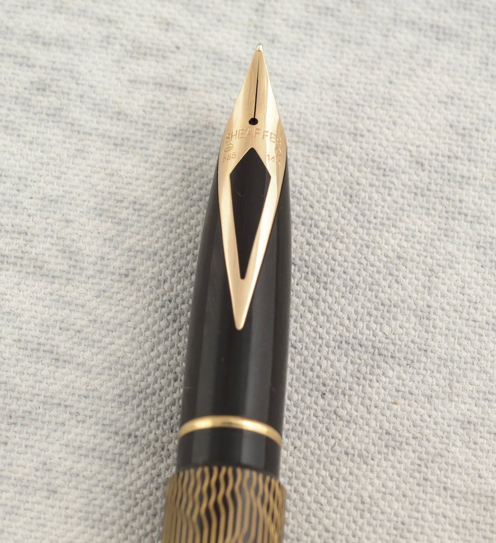 Sheaffer Targa 676 Classic Fountain Pen - Gold Feather - 14K Gold Nib - Boxed - C3057