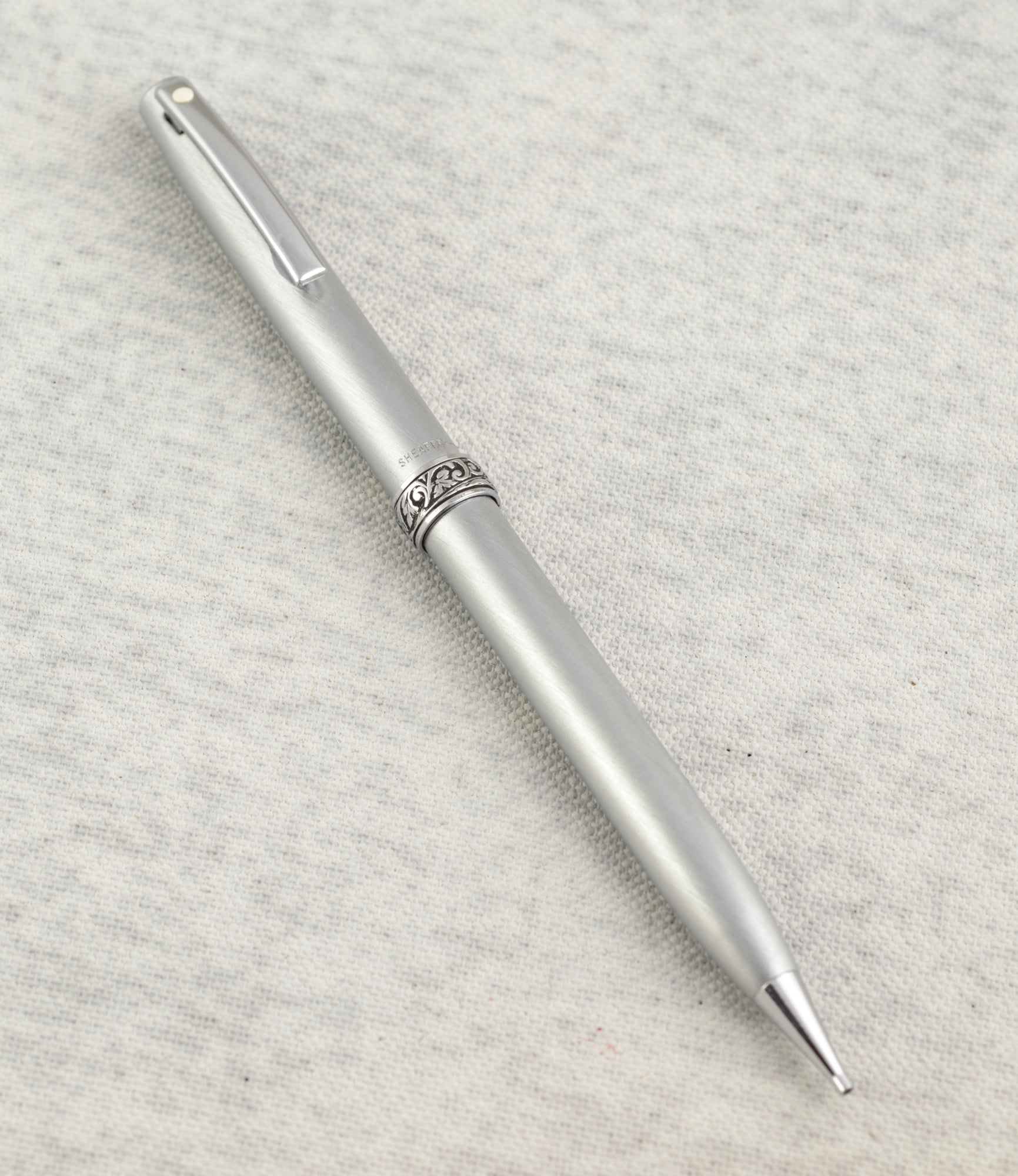 Lady Sheaffer 620 Florentine Fountain Pen and Pencil Set - Brushed Silver - Boxed - C3058