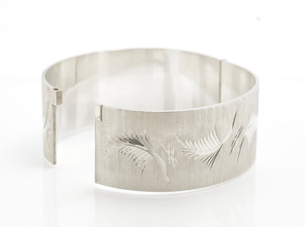 Vintage Sterling Silver Bangle - Bracelon Birmingham Ltd - Feature Hallmarks - Bright Cut Fern Leaves - Patented Spigot Fastening - Birmingham 1977 - C3071