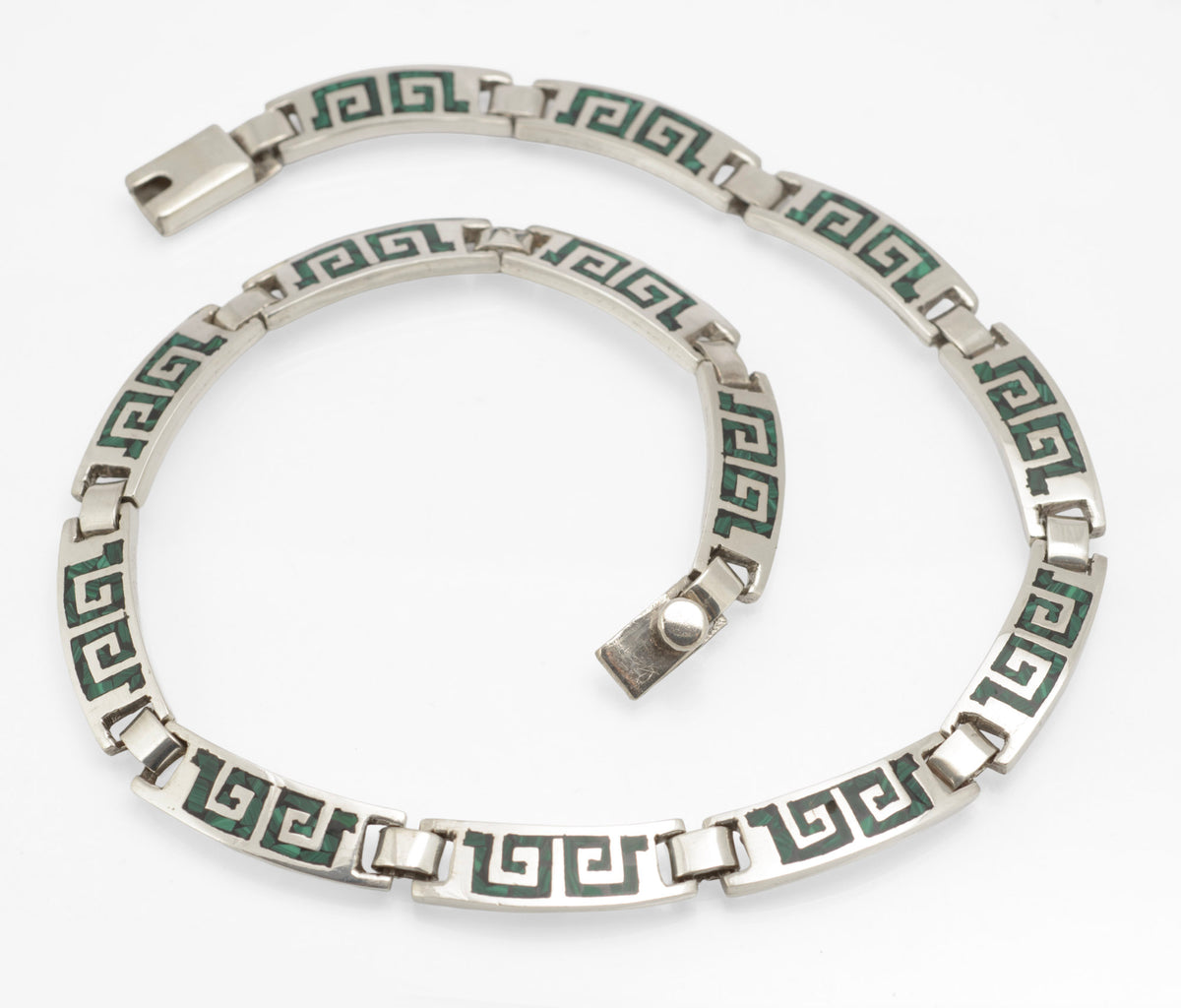 Vintage Mexican sterling silver choker necklace with dark green Greek key inlaid links, full front view