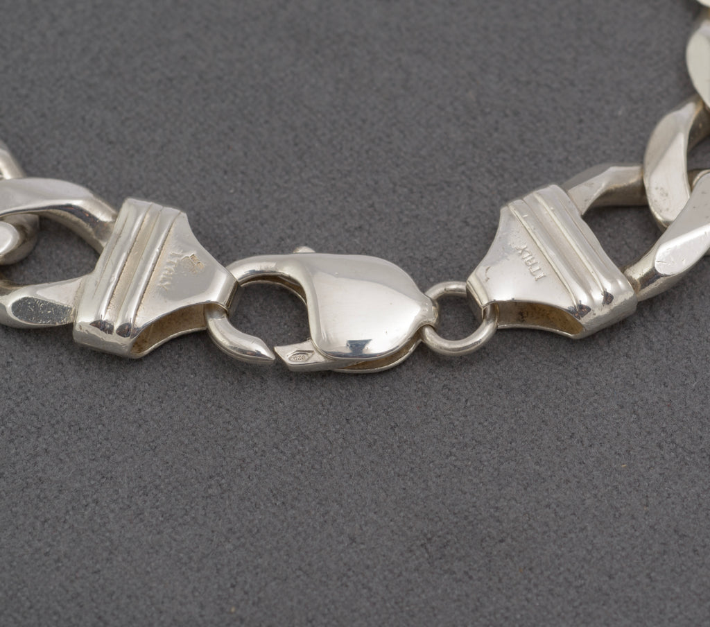 Italian sterling silver bracelet, full view of flat curb links and clasp fittings