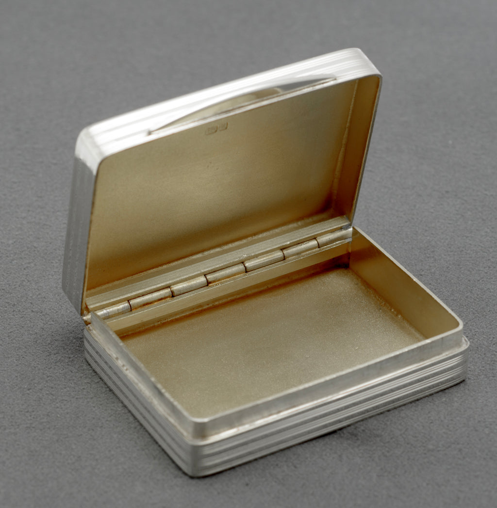 Vintage Sterling Silver Pill or Snuff Box - Peter John Doherty - Birmingham 1994 - C3100