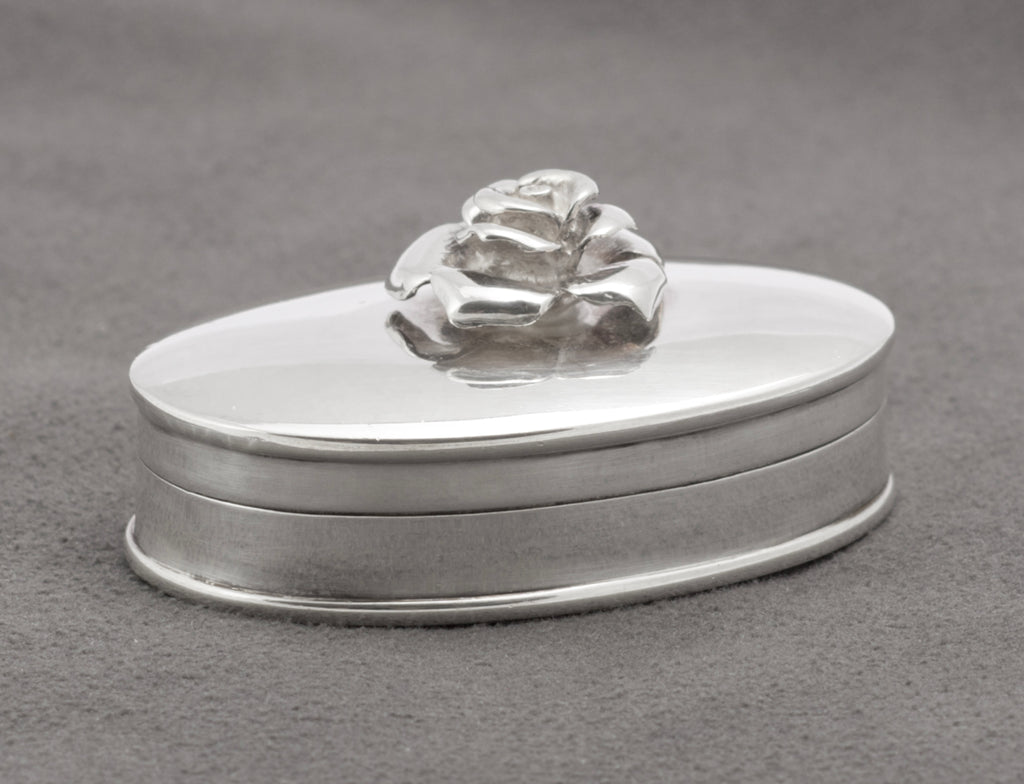 Close up of Mark Houghton maker's mark, Sheffield assay marks and Golden Jubilee mark - C3109