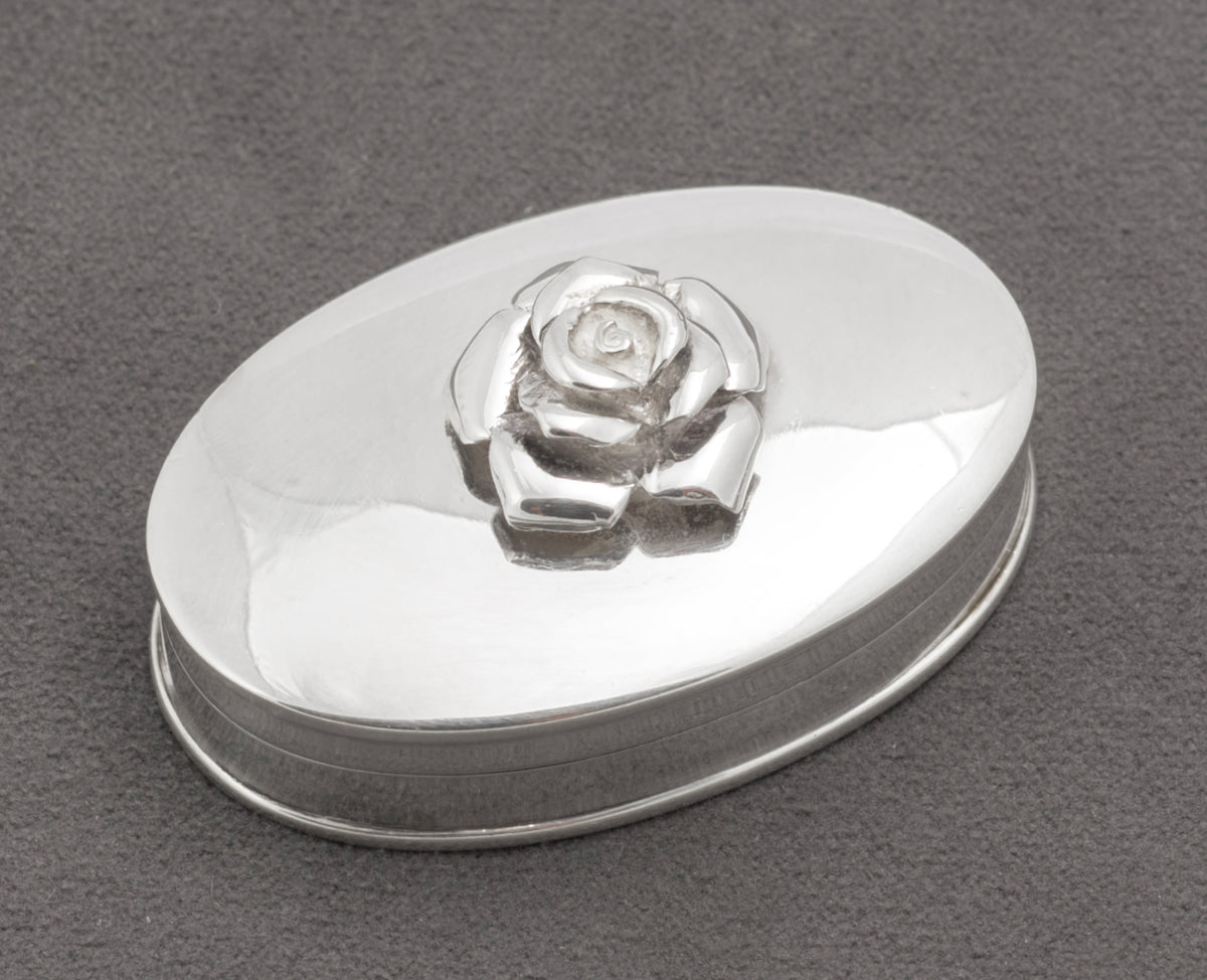 Sterling silver oval pill box with hinged lid open showing plain interior - C3109