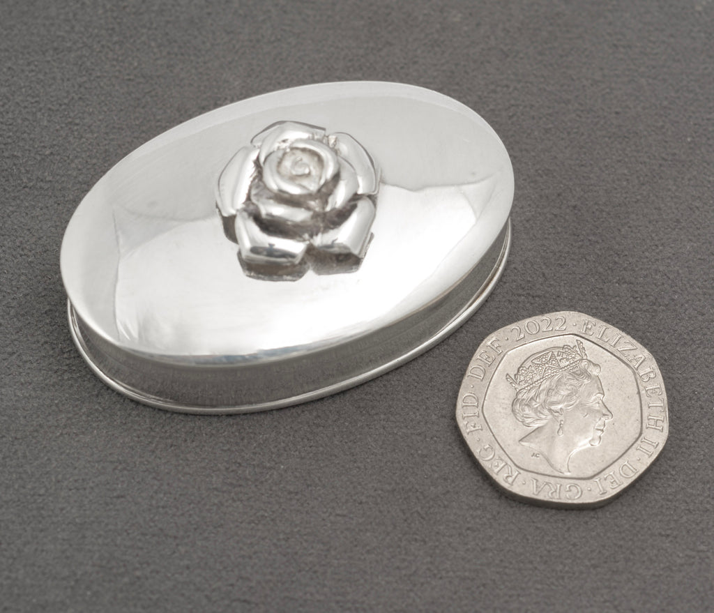 Sterling Silver Oval Pill Box with Rose Lid - Mark Houghton - Sheffield 2002 Golden Jubilee - C3109