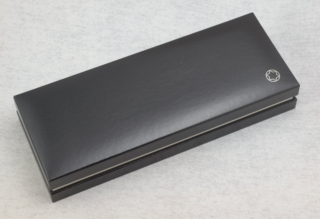 Montblanc StarWalker 0.7 mm mechanical pencil in glossy black precious resin with platinum plated details