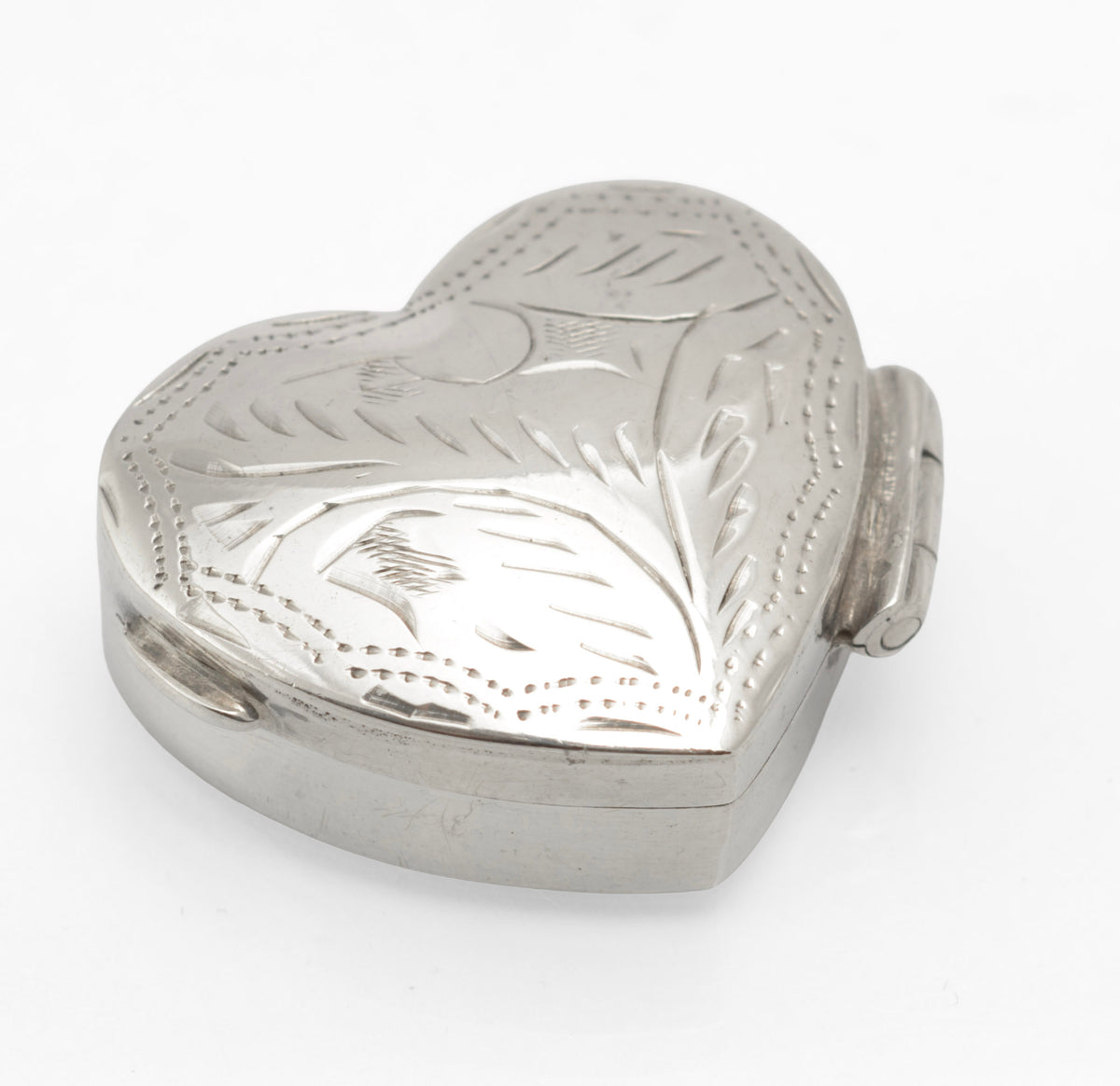 Ari D Norman sterling silver heart shaped box with engraved curved leaves and dotted lid border
