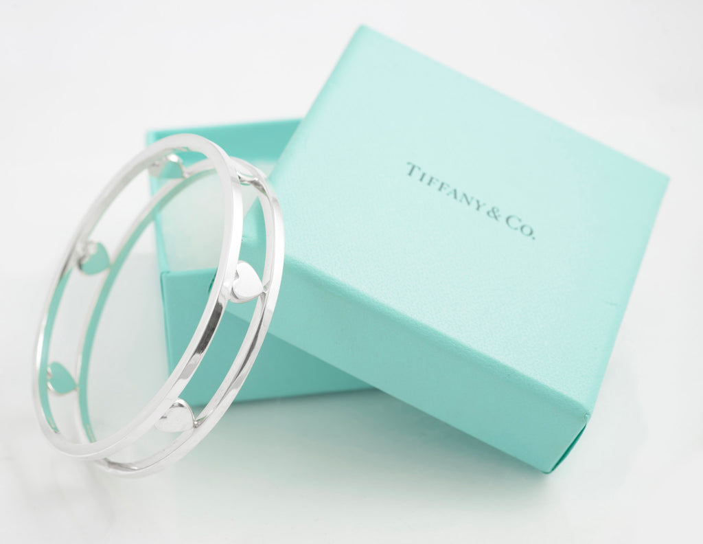 Tiffany & Co Sterling Silver Floating Heart Bangle - Boxed - London 2006 - C3134