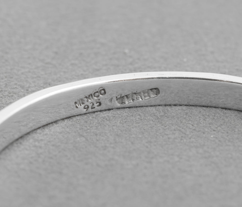 Mexico 925 stamp and partially struck additional mark inside the silver bangle