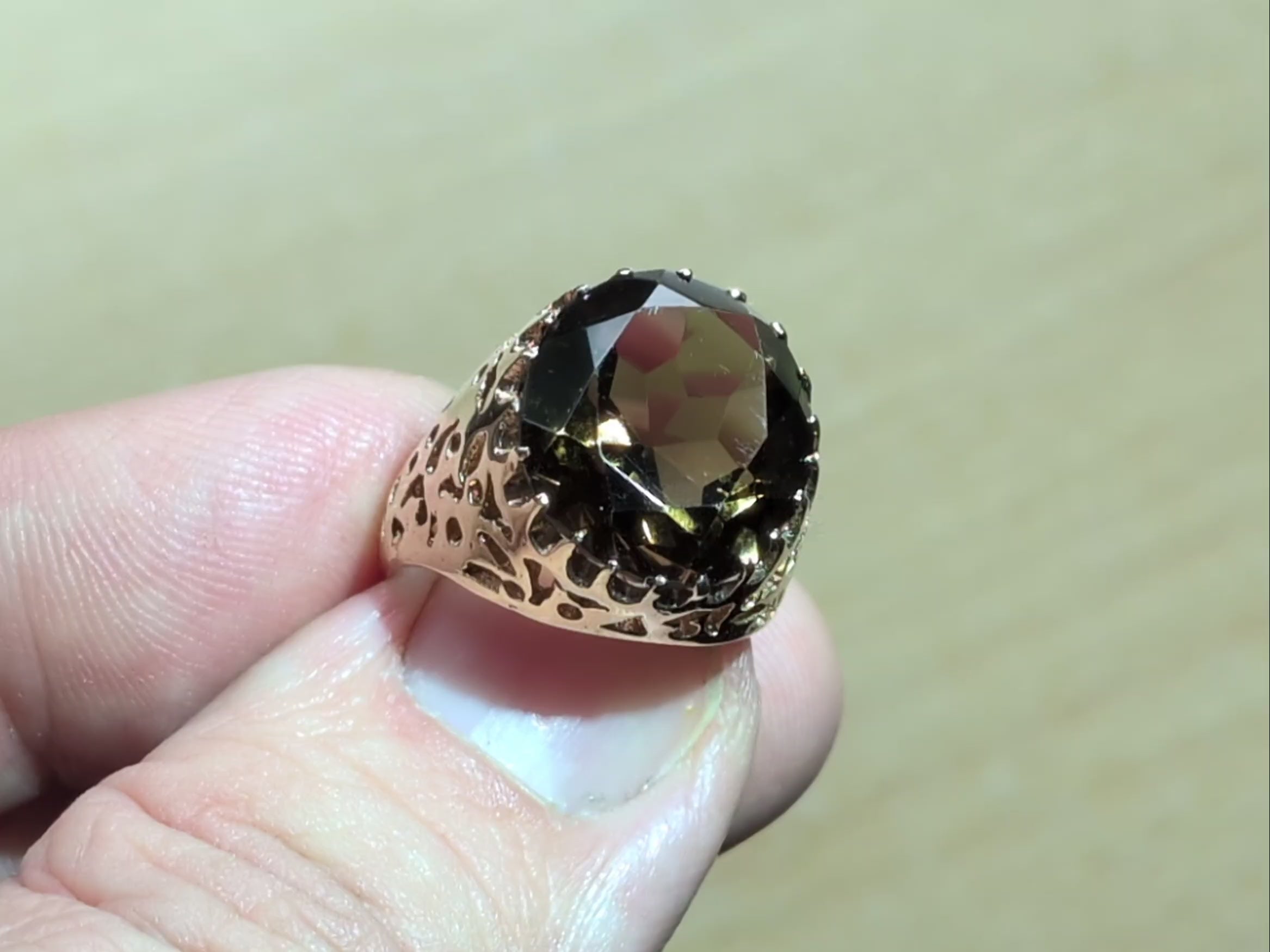 Vintage 9ct Gold Brutalist Design Large 10 Carat Smoky Quartz Gemstone Ring UK Size O (C2875)