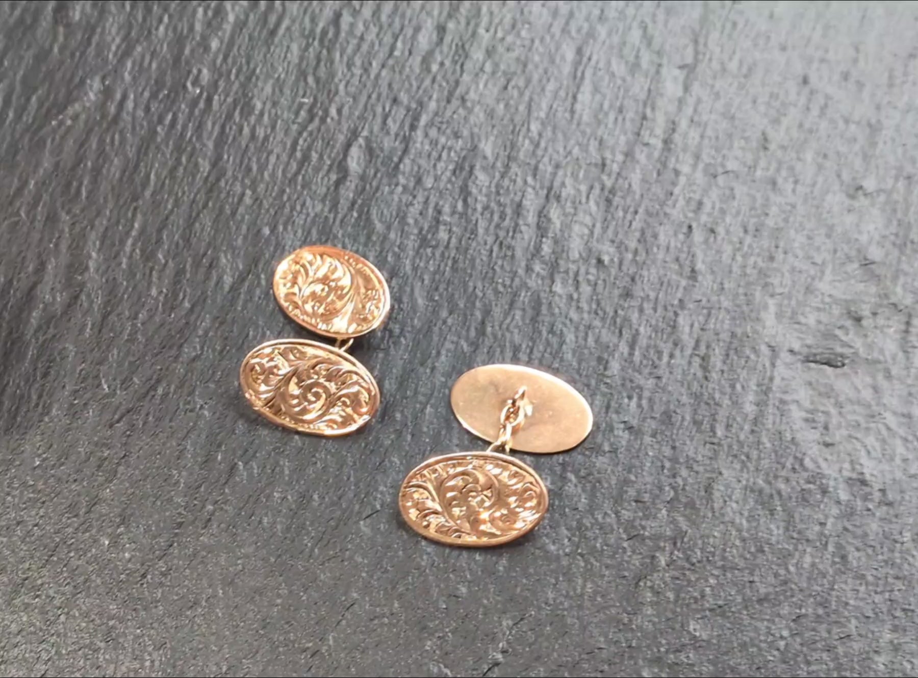 Antique 9ct Gold Cufflinks - Engraved Foliate Scrolls - Birmingham 1923/24 - C3036
