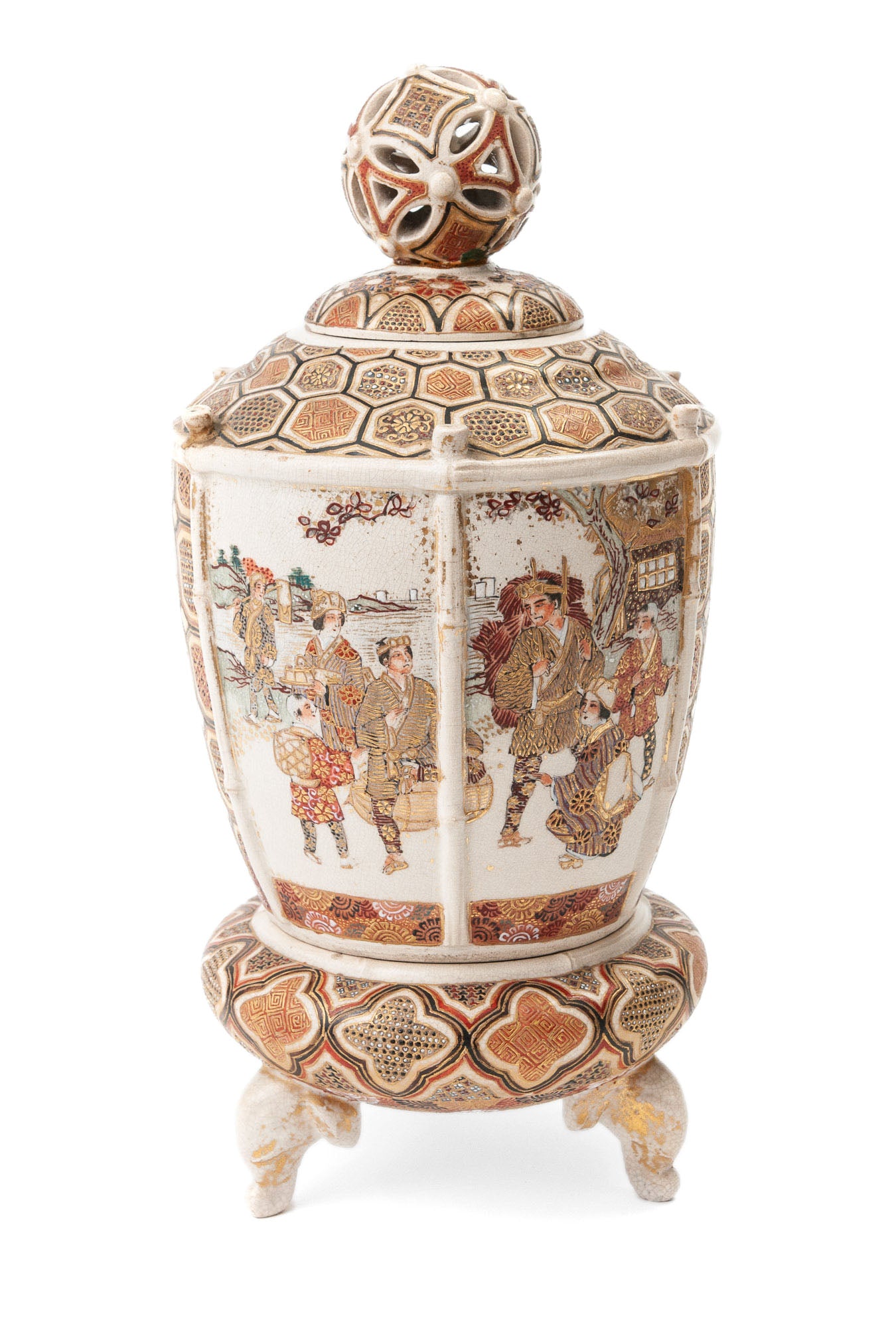 Antique Meiji Japanese Satsuma Pottery Moriage Lidded Jar / Vase - Pierced Knop (Code 1197)